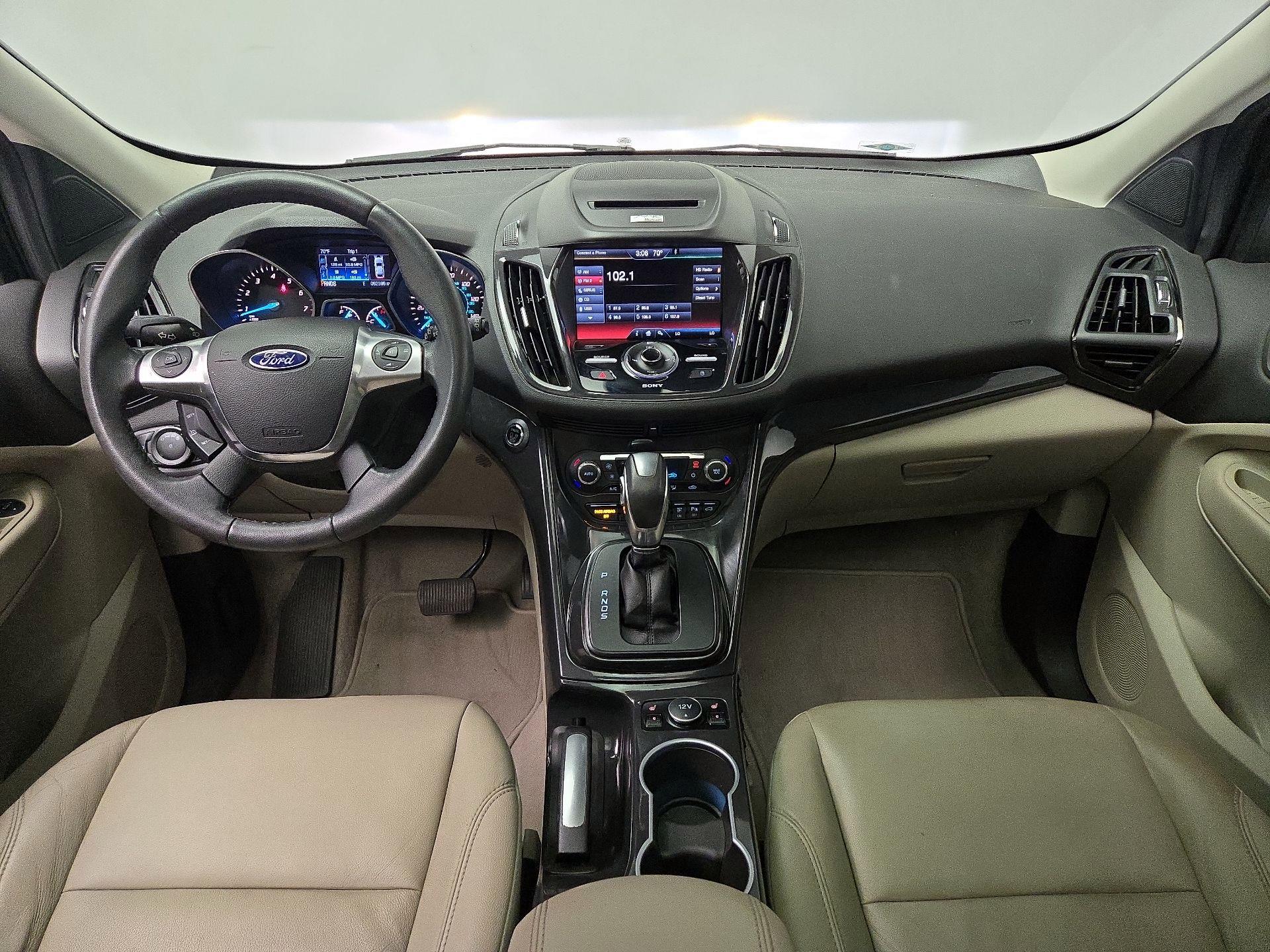 Thumbnail: 2015 Ford Escape - 9