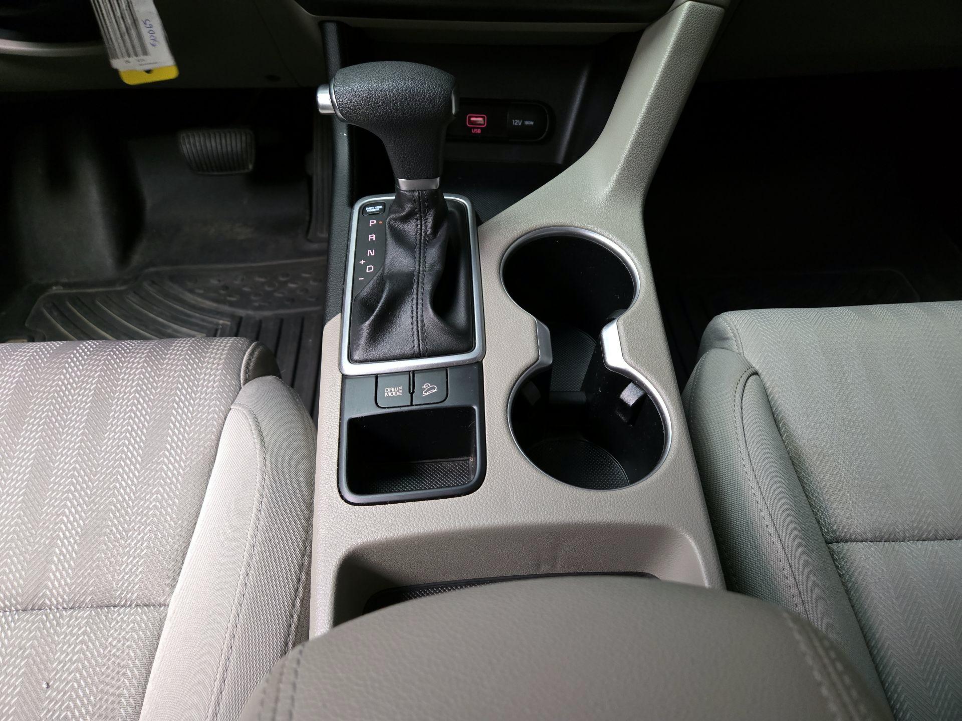 Thumbnail: 2020 Kia Sportage - 17