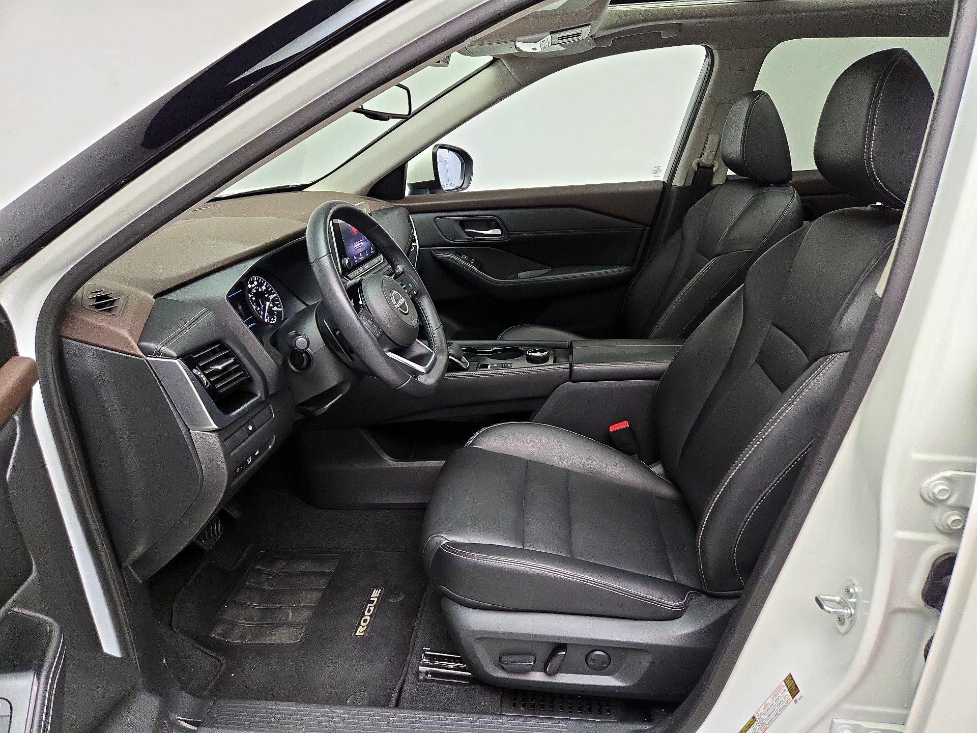 Thumbnail: 2023 Nissan Rogue - 11