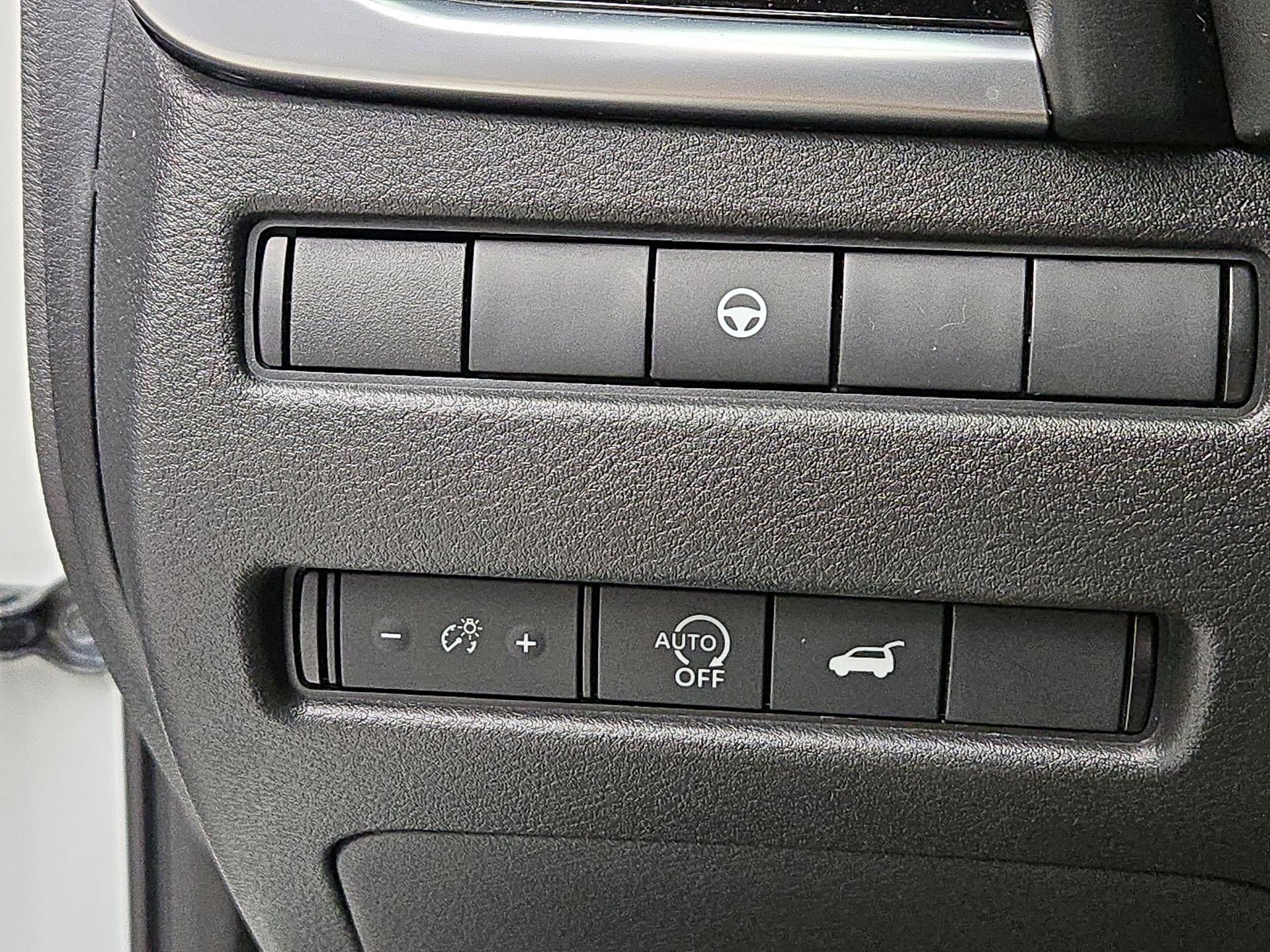 Thumbnail: 2023 Nissan Rogue - 13