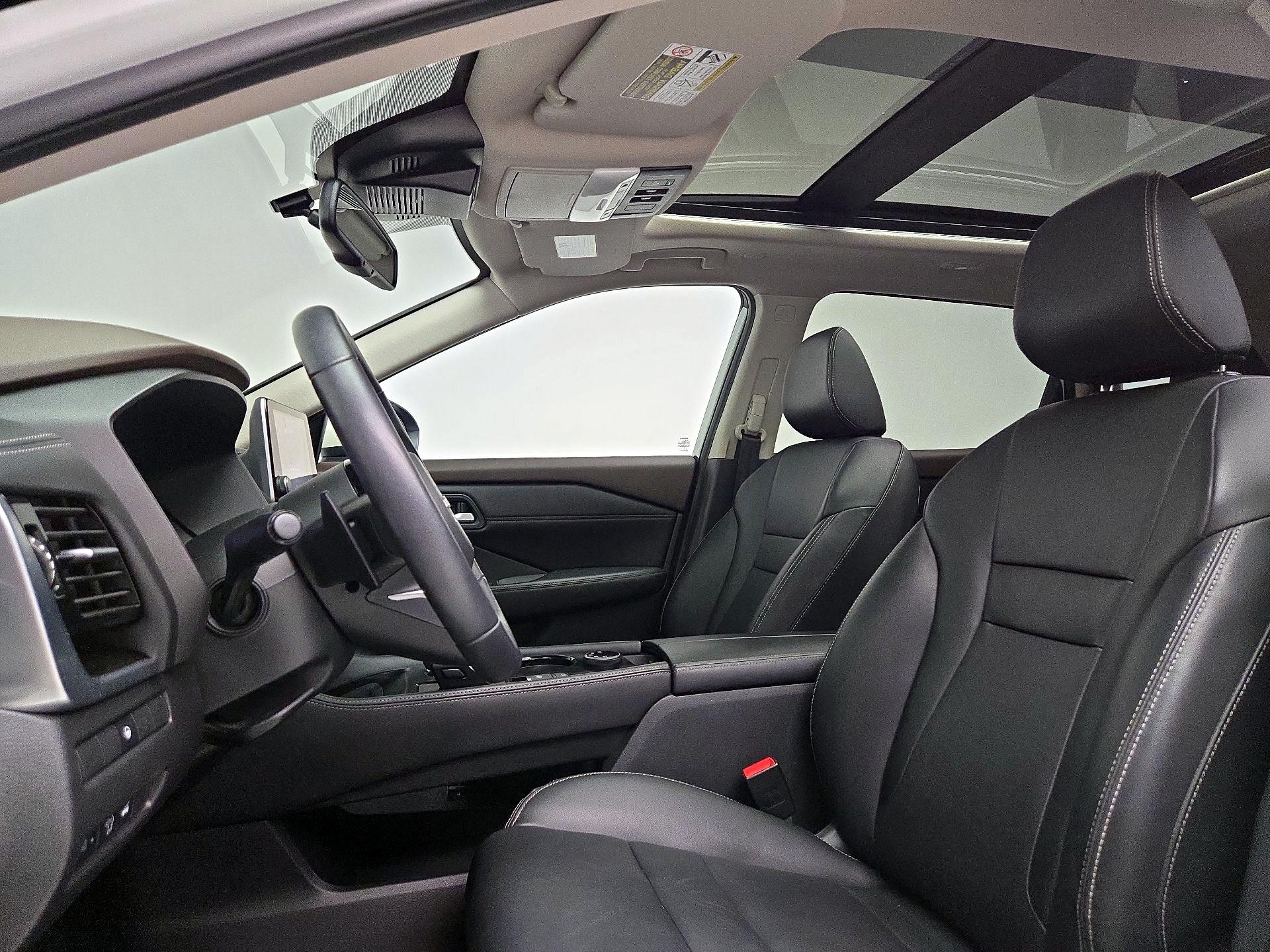 Thumbnail: 2023 Nissan Rogue - 19