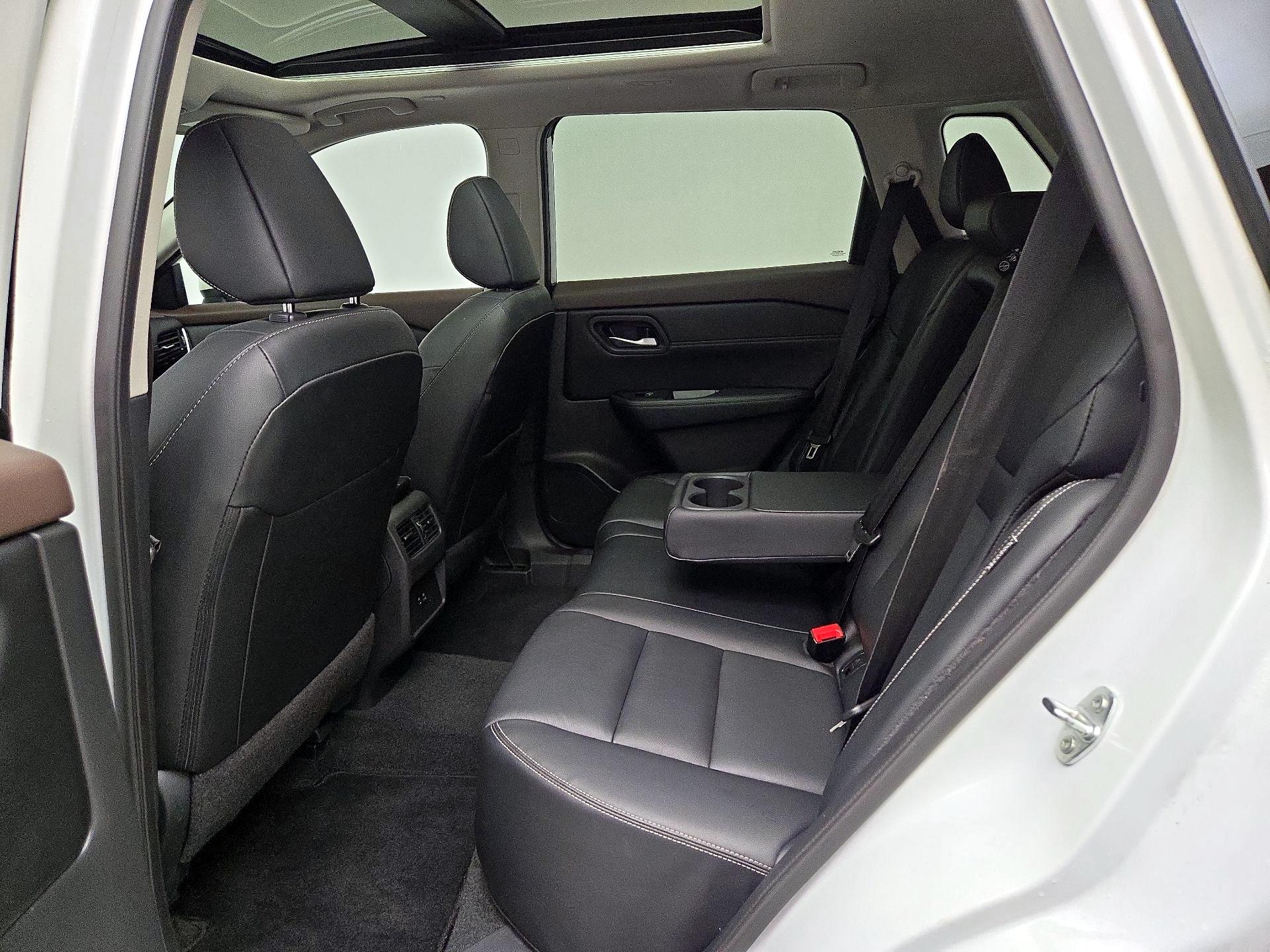 Thumbnail: 2023 Nissan Rogue - 20