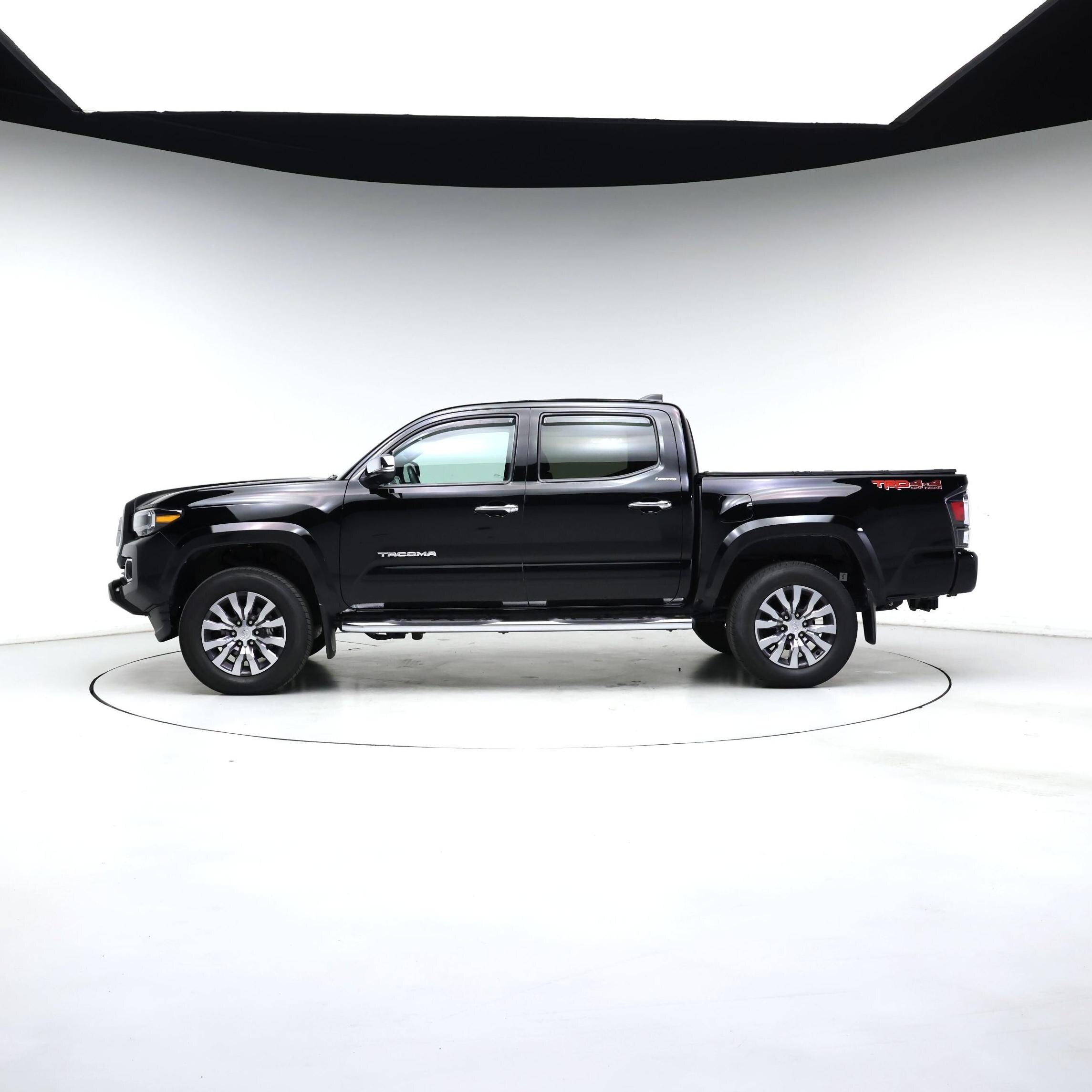 Thumbnail: 2023 Toyota Tacoma - 3