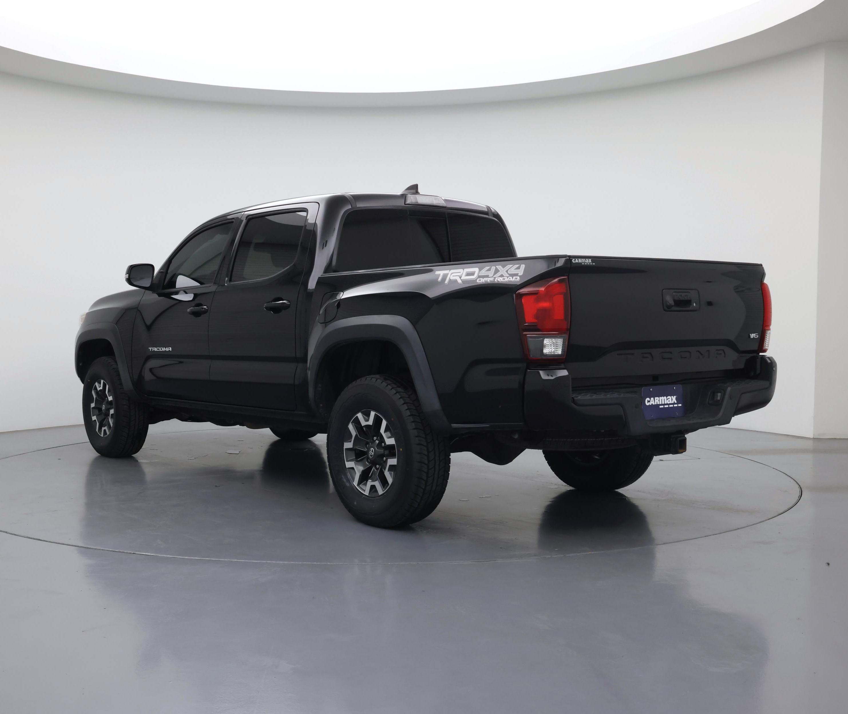 Thumbnail: 2018 Toyota Tacoma - 2