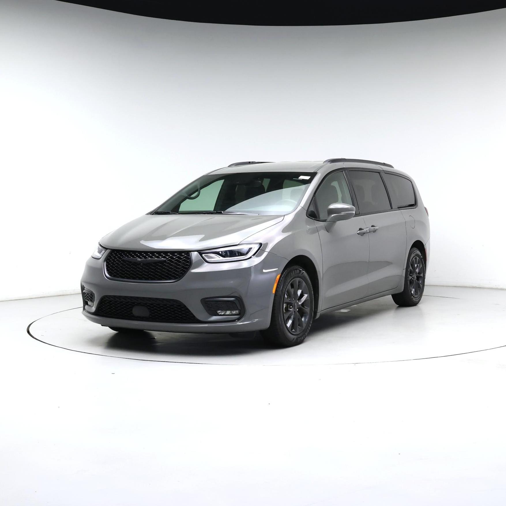Thumbnail: 2021 Chrysler Pacifica - 4