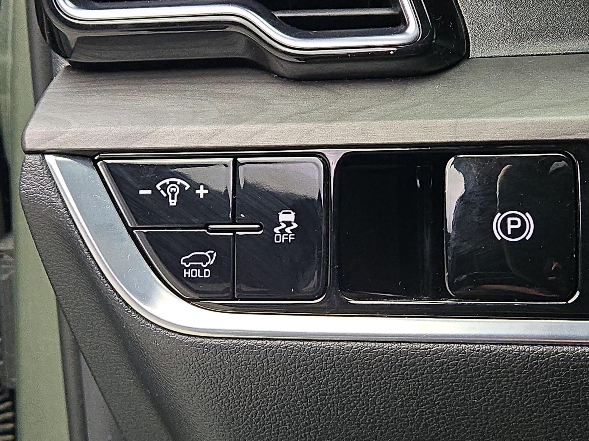 Thumbnail: 2023 Kia Sportage - 13