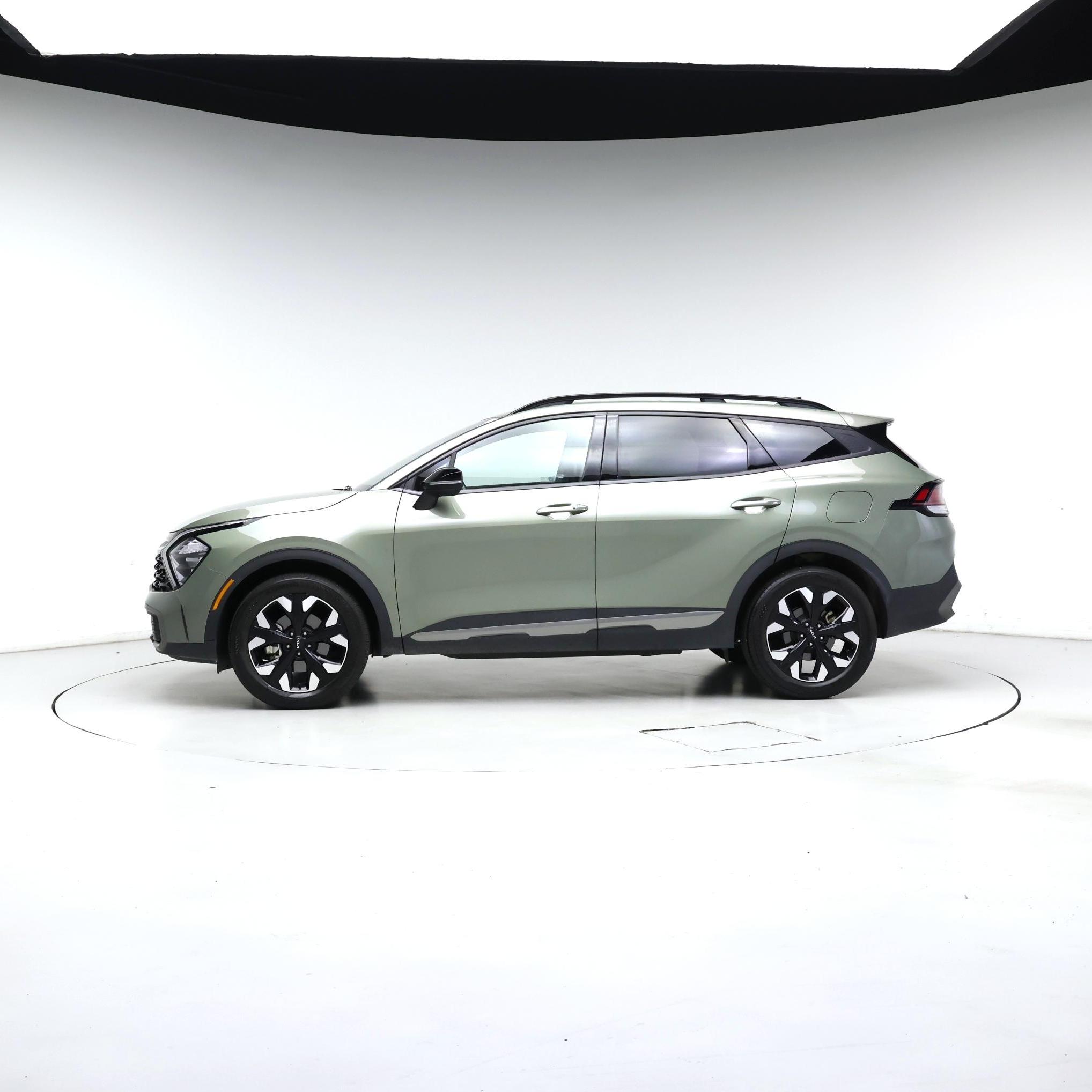 Thumbnail: 2023 Kia Sportage - 3
