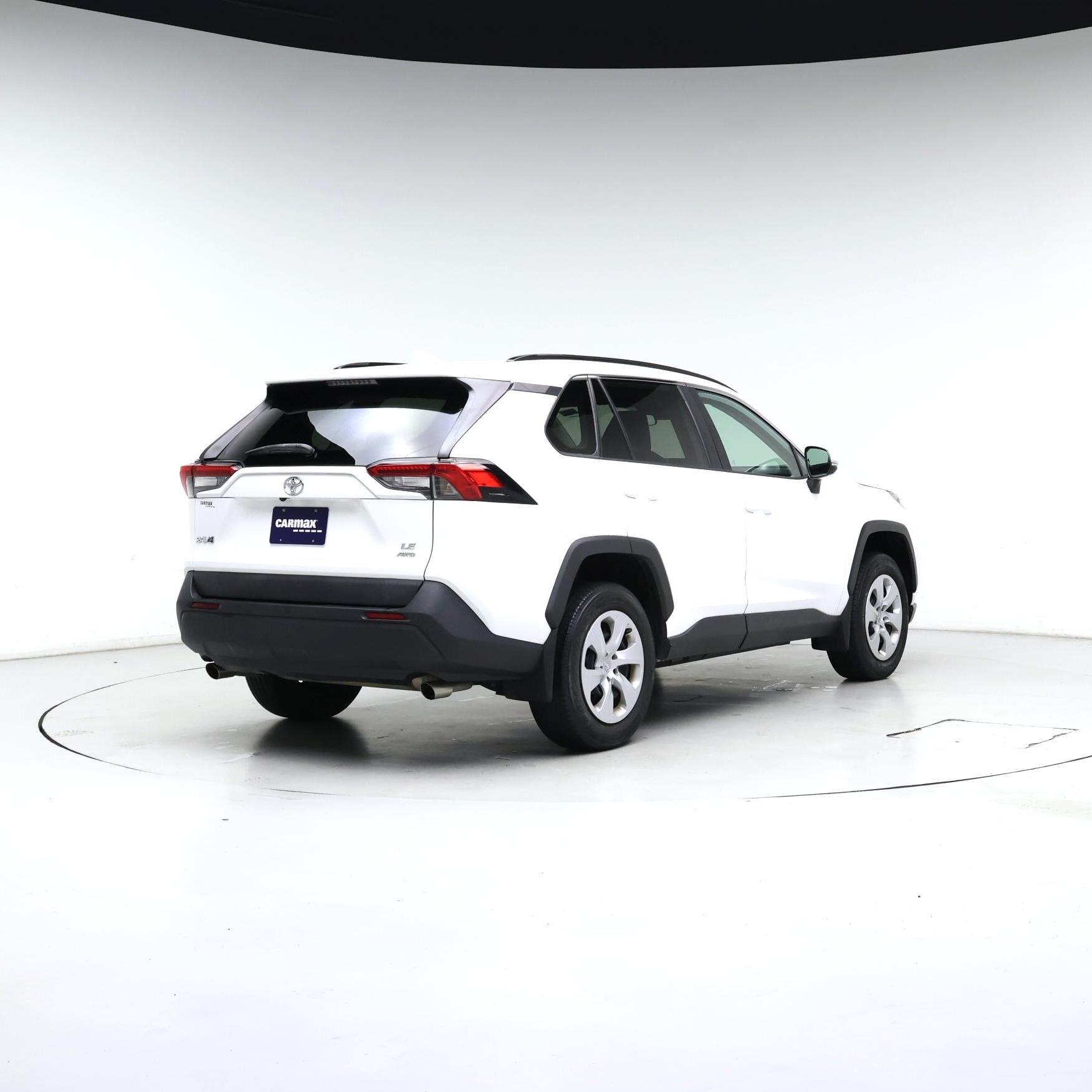 Thumbnail: 2021 Toyota RAV4 - 8