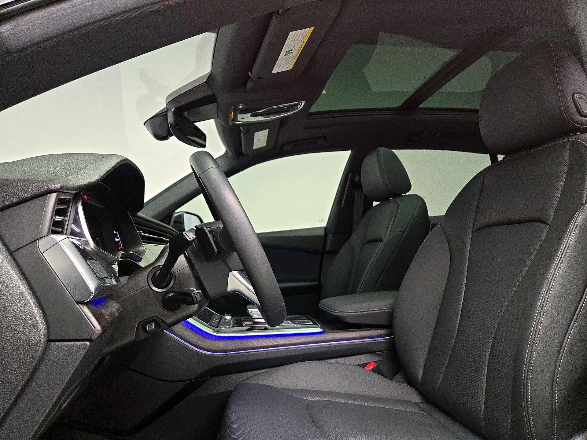 Thumbnail: 2021 Audi Q8 - 20