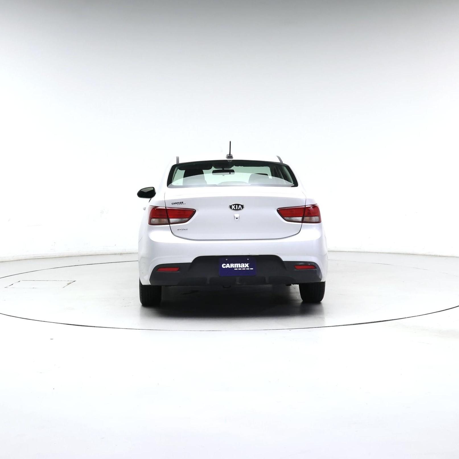 Thumbnail: 2020 Kia Rio - 6