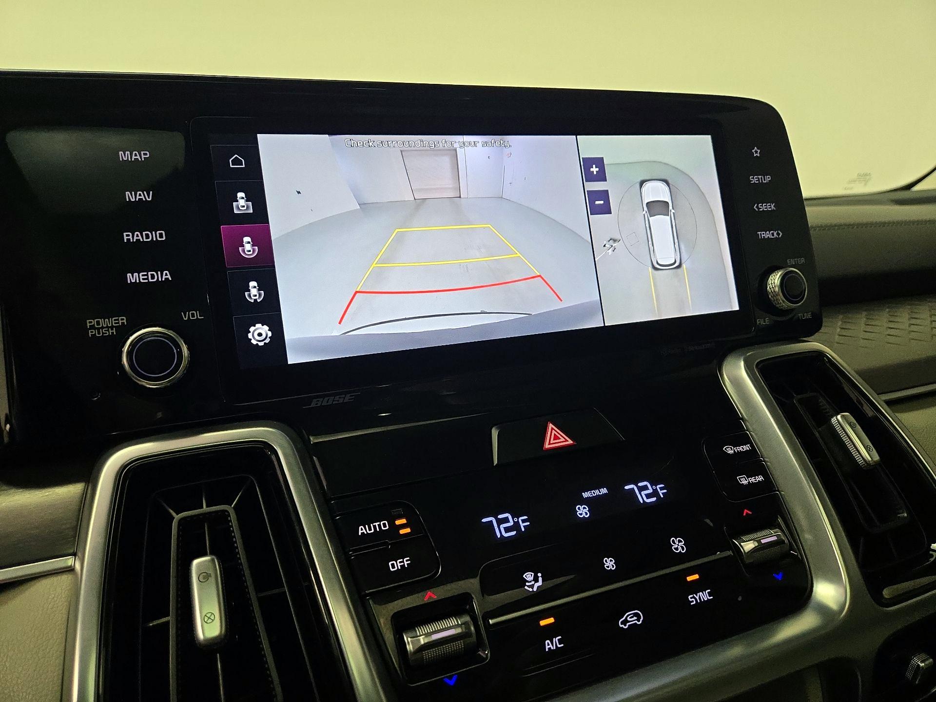 Thumbnail: 2022 Kia Sorento - 15