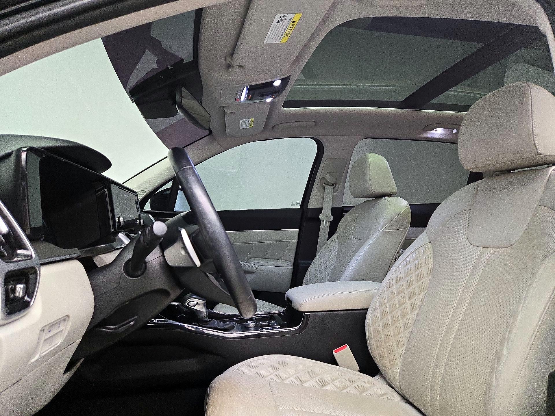 Thumbnail: 2022 Kia Sorento - 20