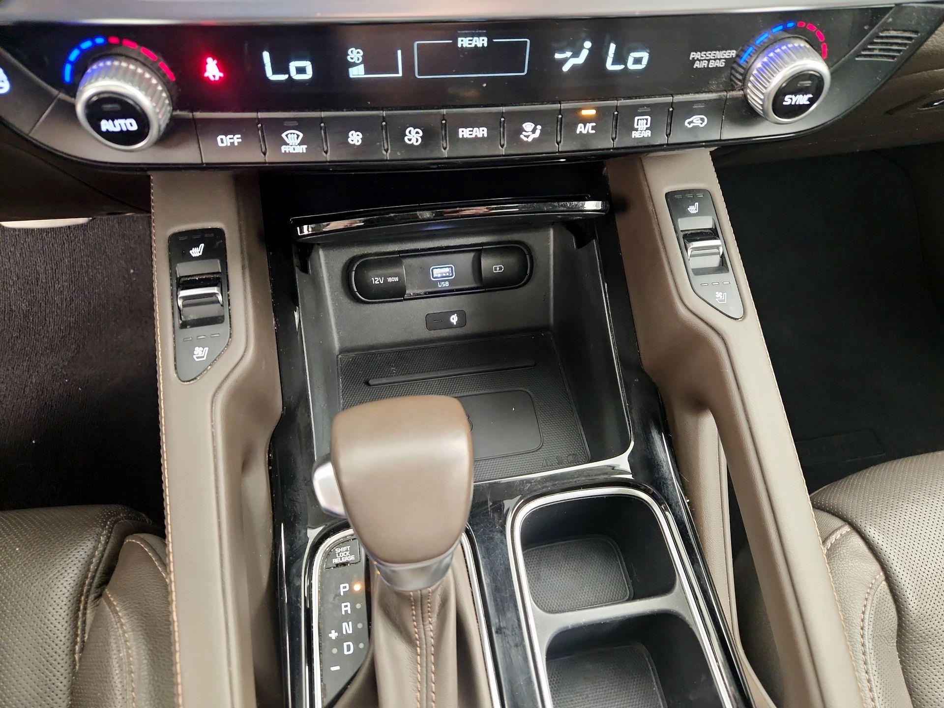 Thumbnail: 2022 Kia Telluride - 17