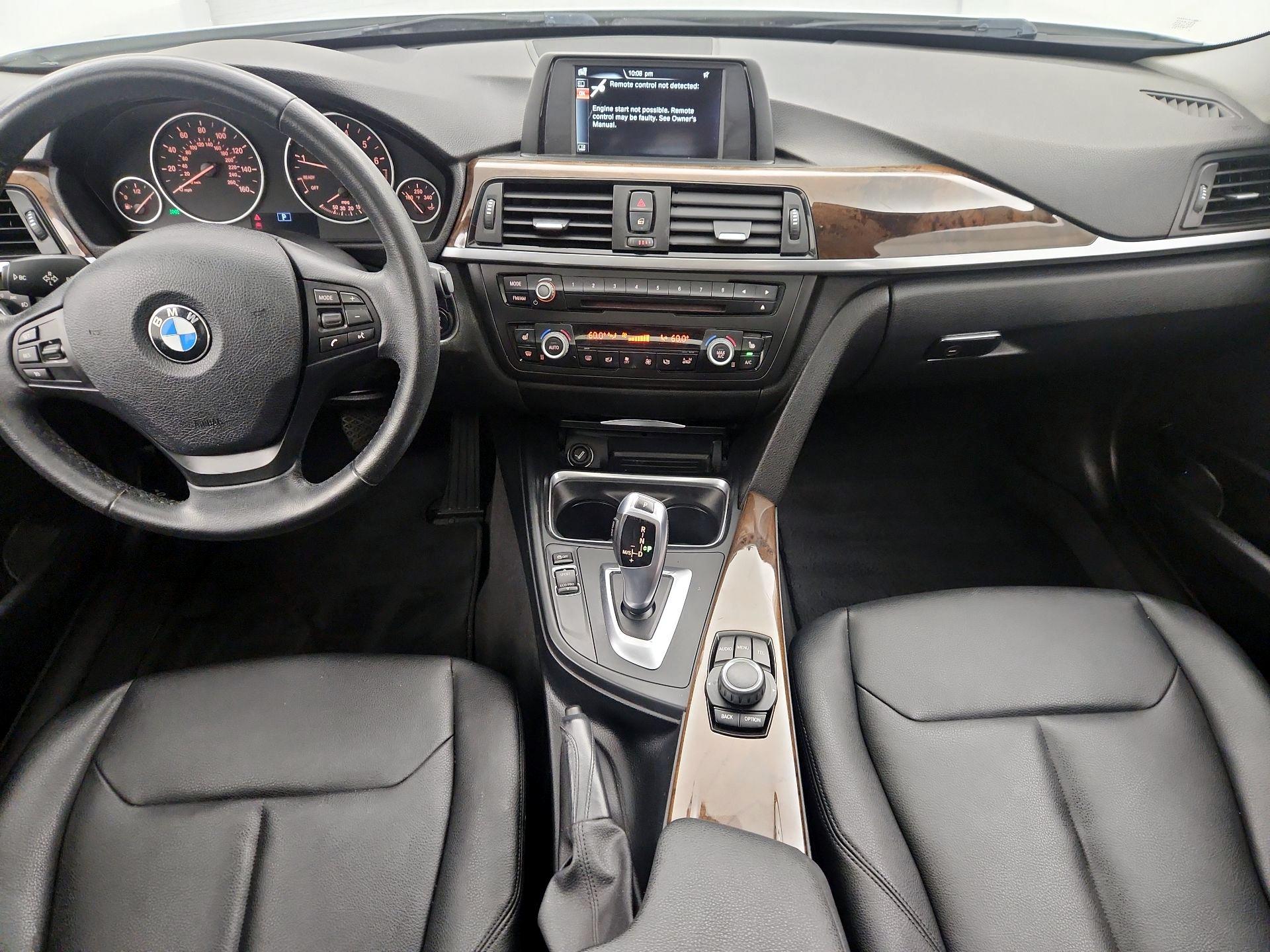 Thumbnail: 2015 BMW 3 Series - 9