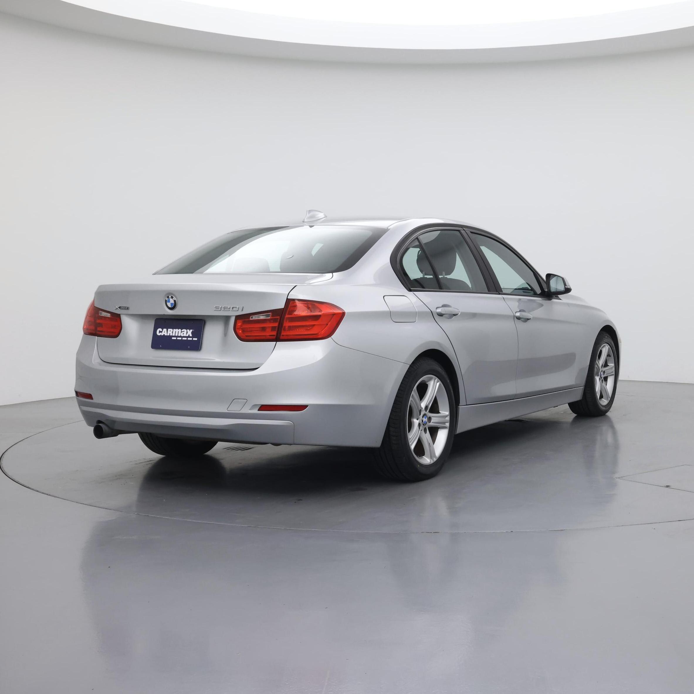 Thumbnail: 2015 BMW 3 Series - 8