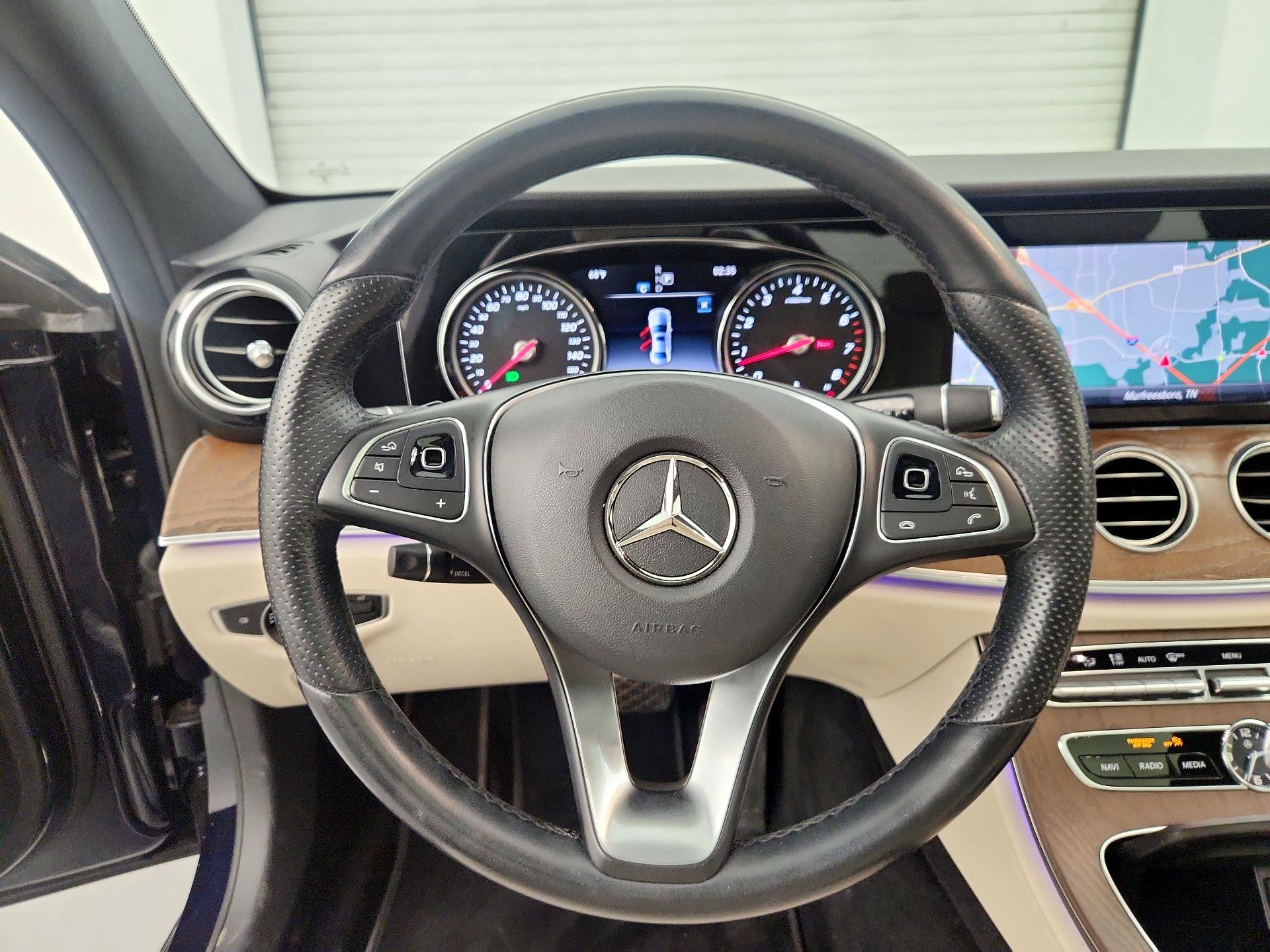 Thumbnail: 2018 Mercedes-Benz E-Class - 10