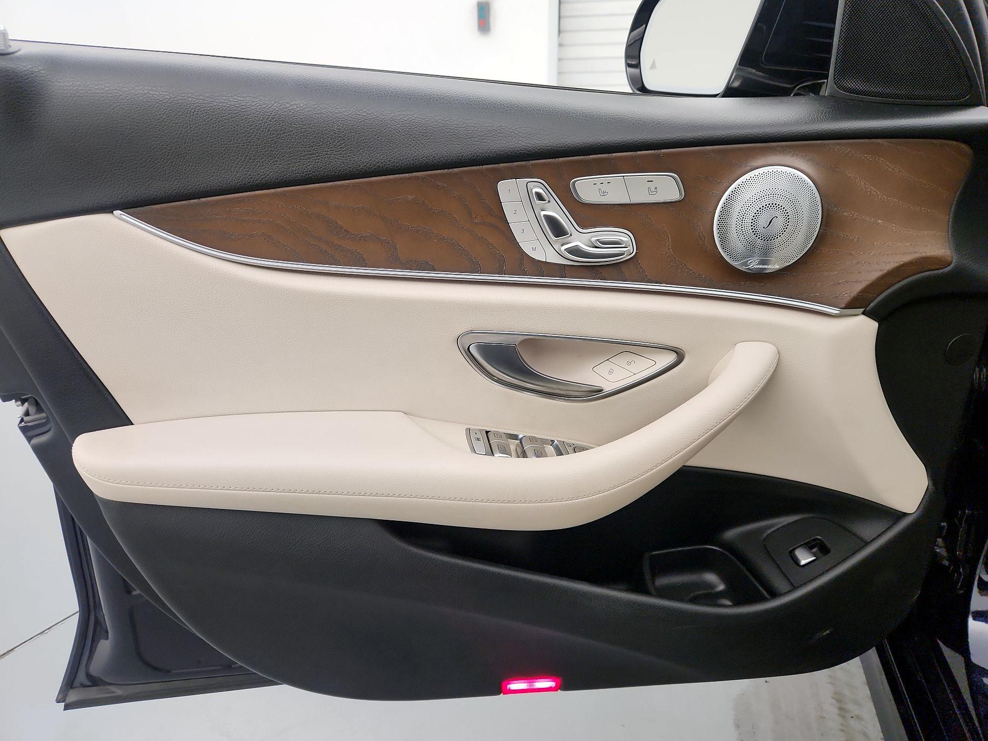 Thumbnail: 2018 Mercedes-Benz E-Class - 12