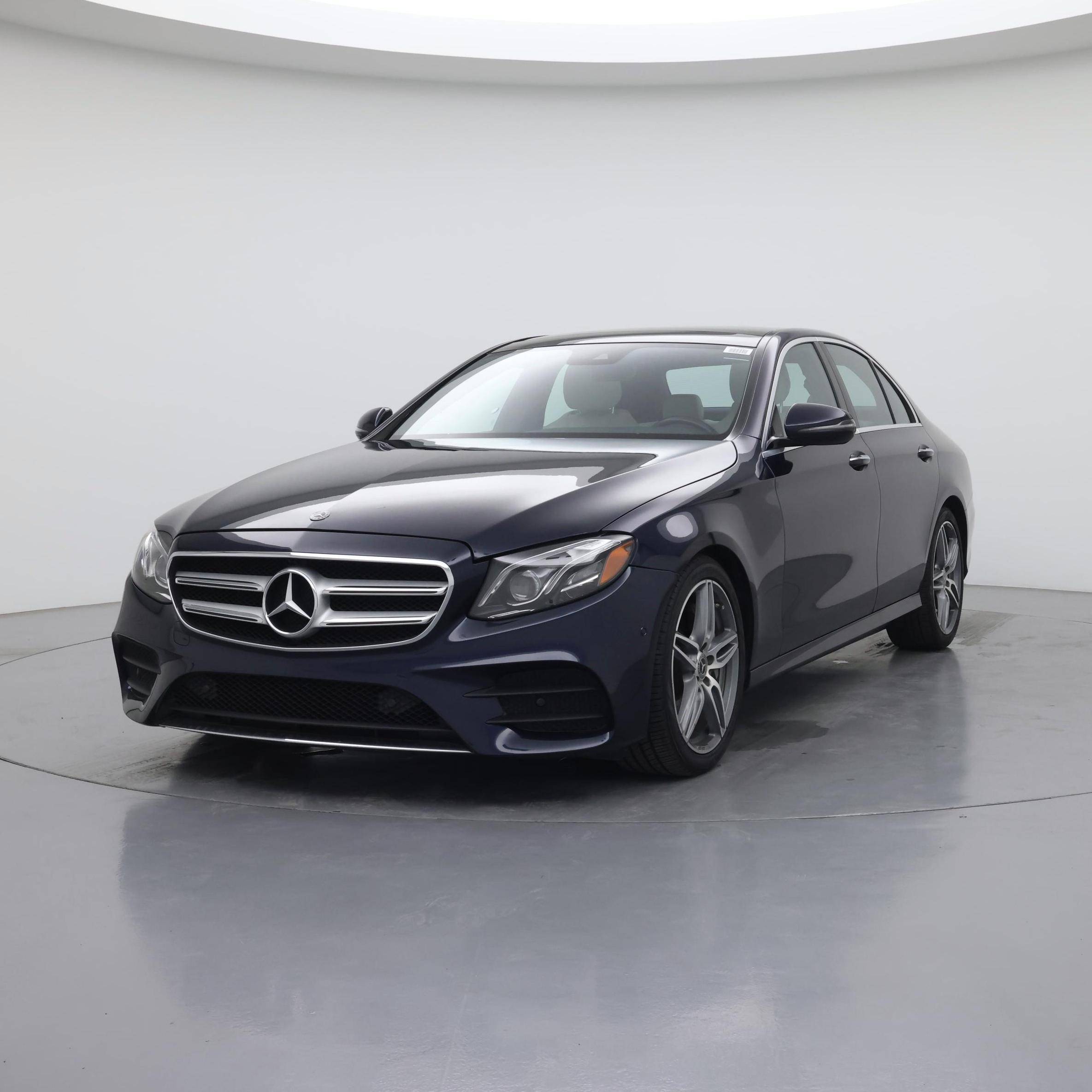 Thumbnail: 2018 Mercedes-Benz E-Class - 4