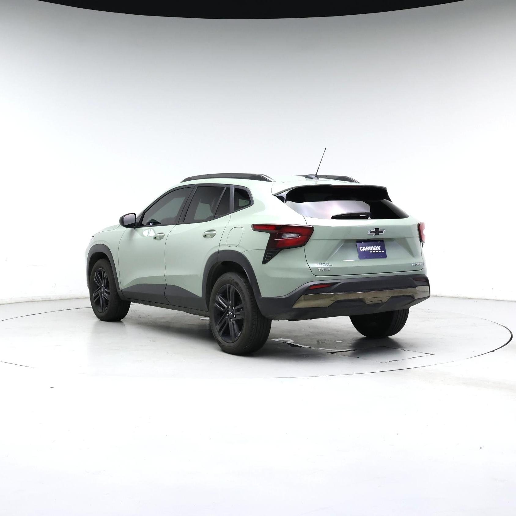 Thumbnail: 2025 Chevrolet Trax - 2