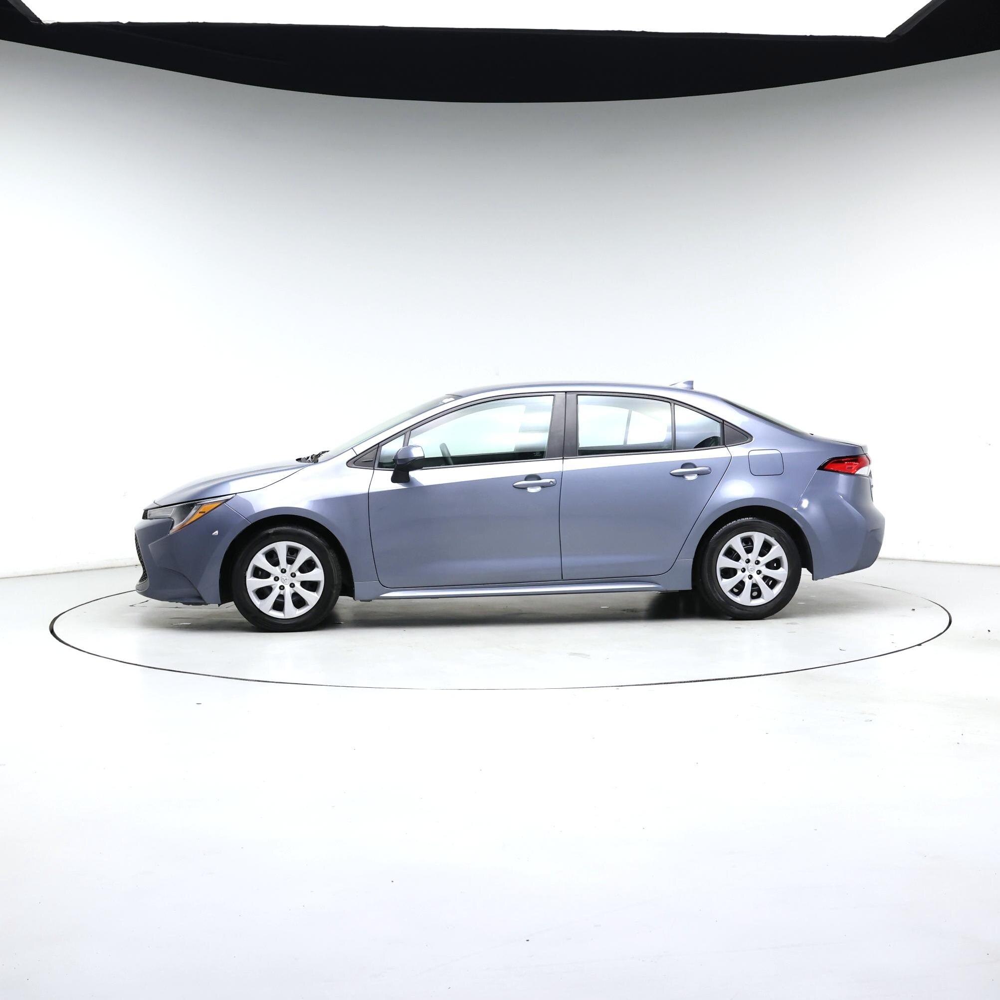 Thumbnail: 2022 Toyota Corolla - 3