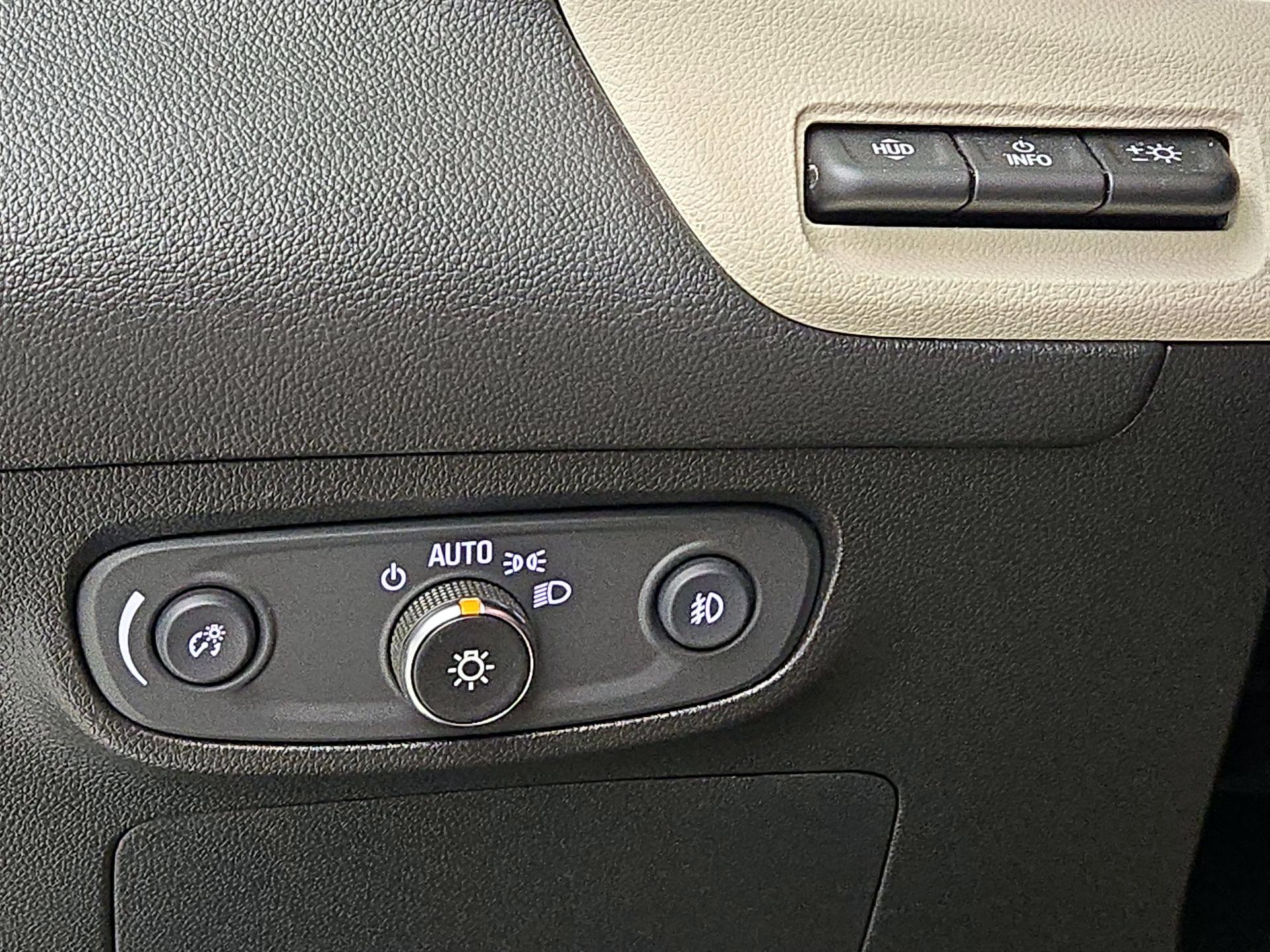 Thumbnail: 2022 Buick Encore GX - 13