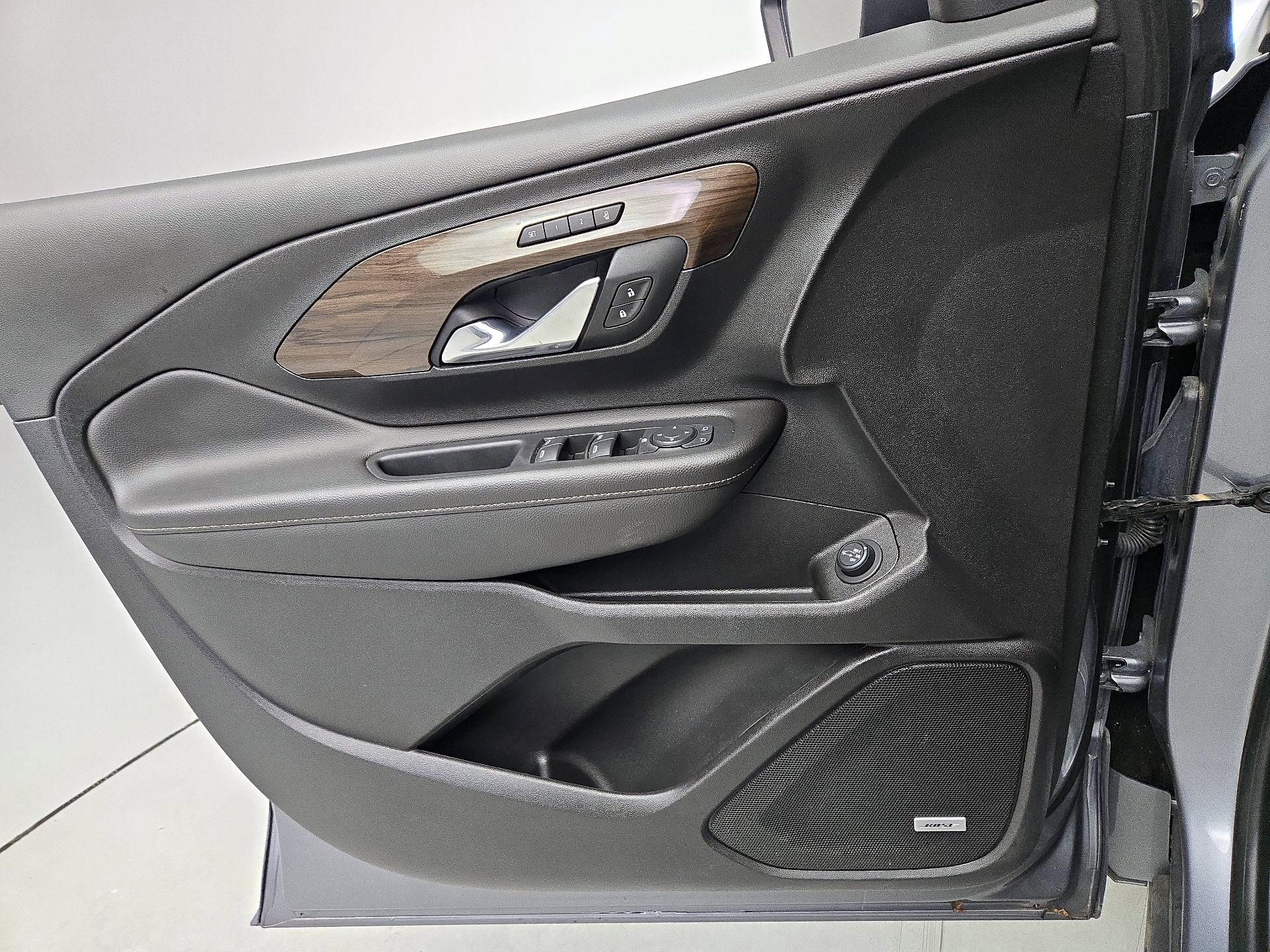 Thumbnail: 2020 GMC Terrain - 12