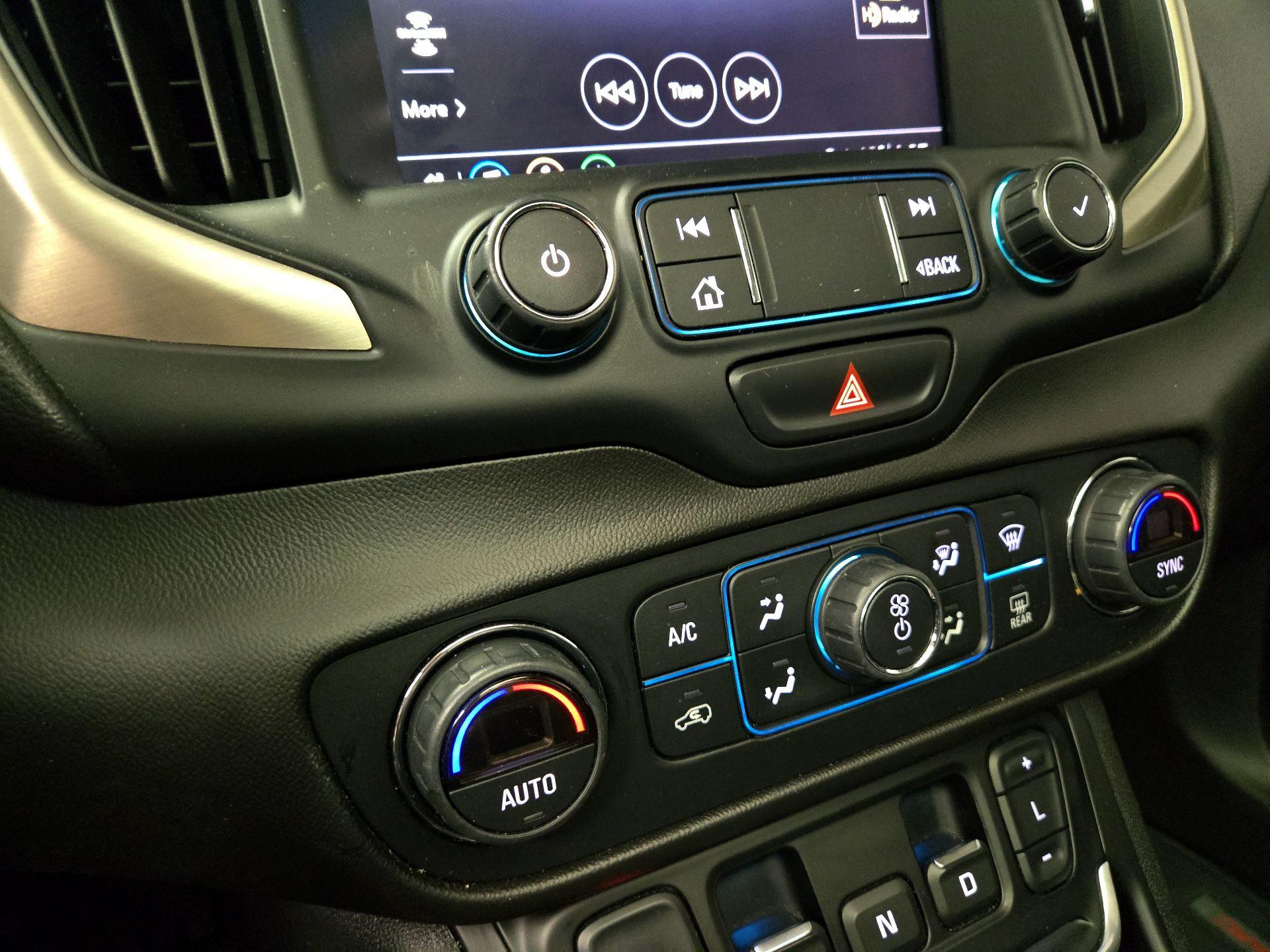 Thumbnail: 2020 GMC Terrain - 17