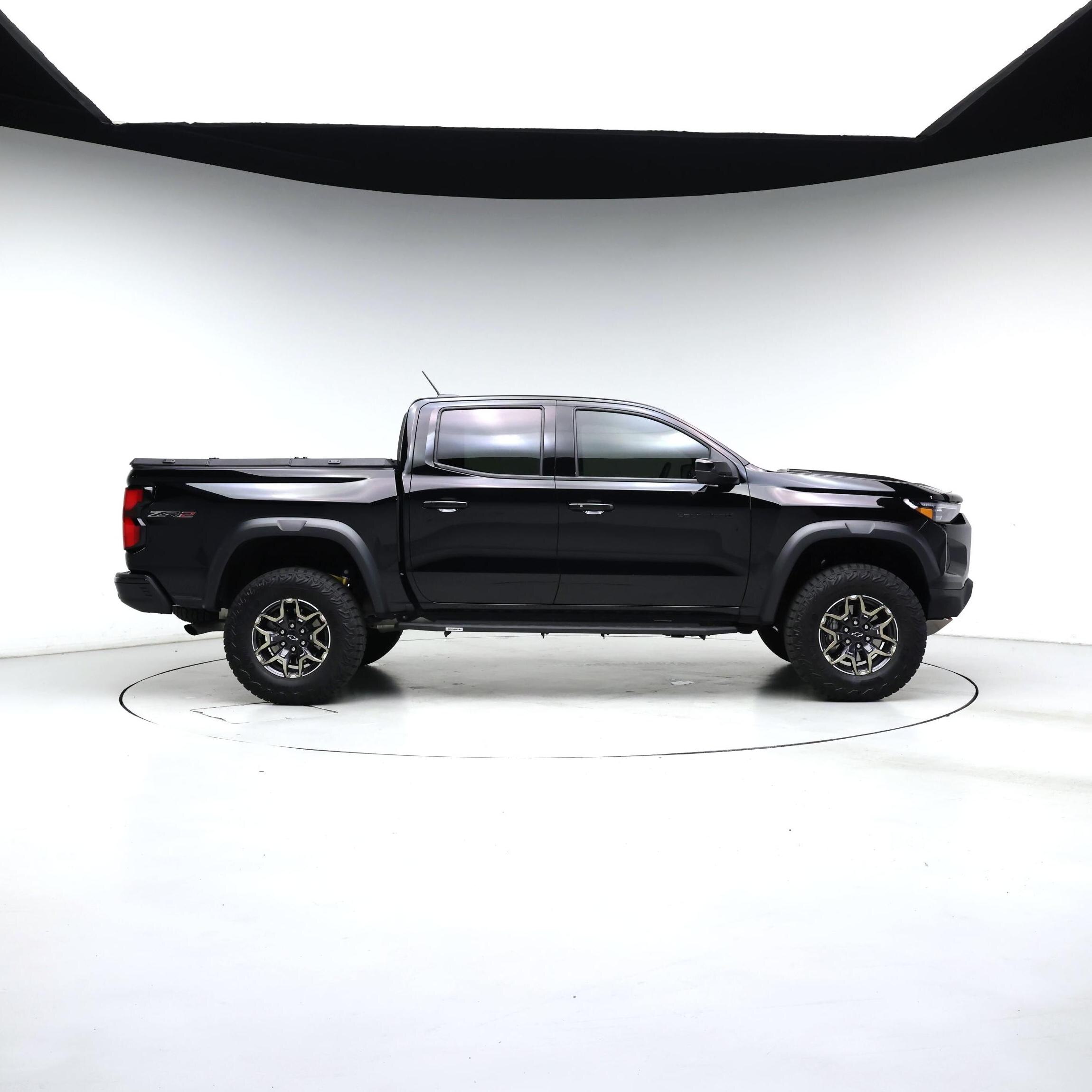 Thumbnail: 2024 Chevrolet Colorado - 7