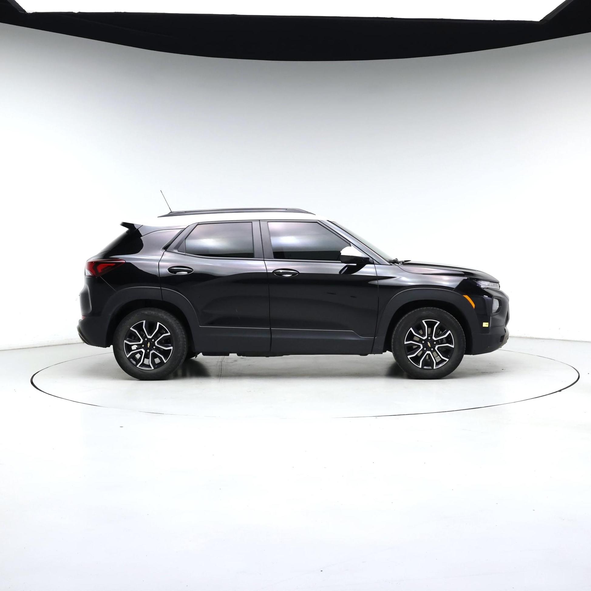 Thumbnail: 2023 Chevrolet TrailBlazer - 7