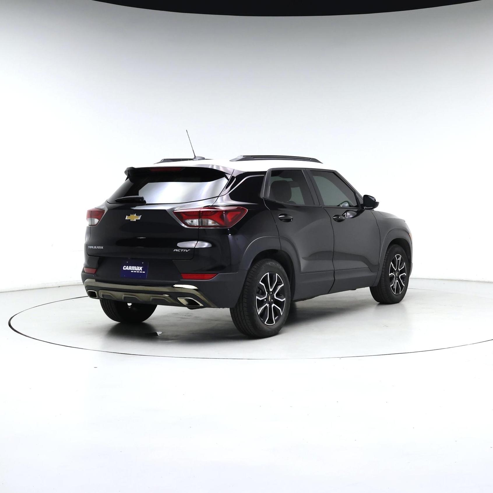Thumbnail: 2023 Chevrolet TrailBlazer - 8