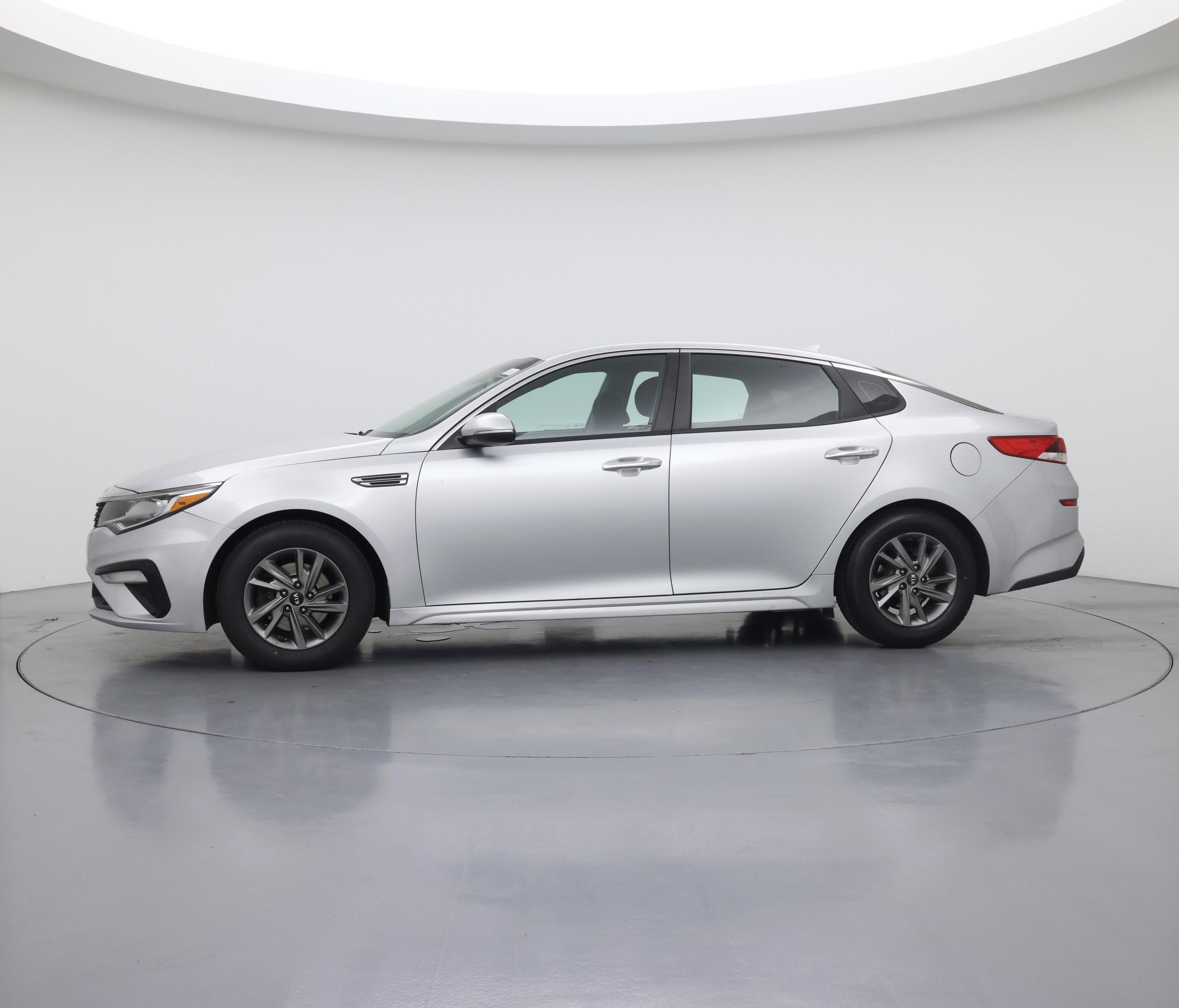 Thumbnail: 2019 Kia Optima - 3