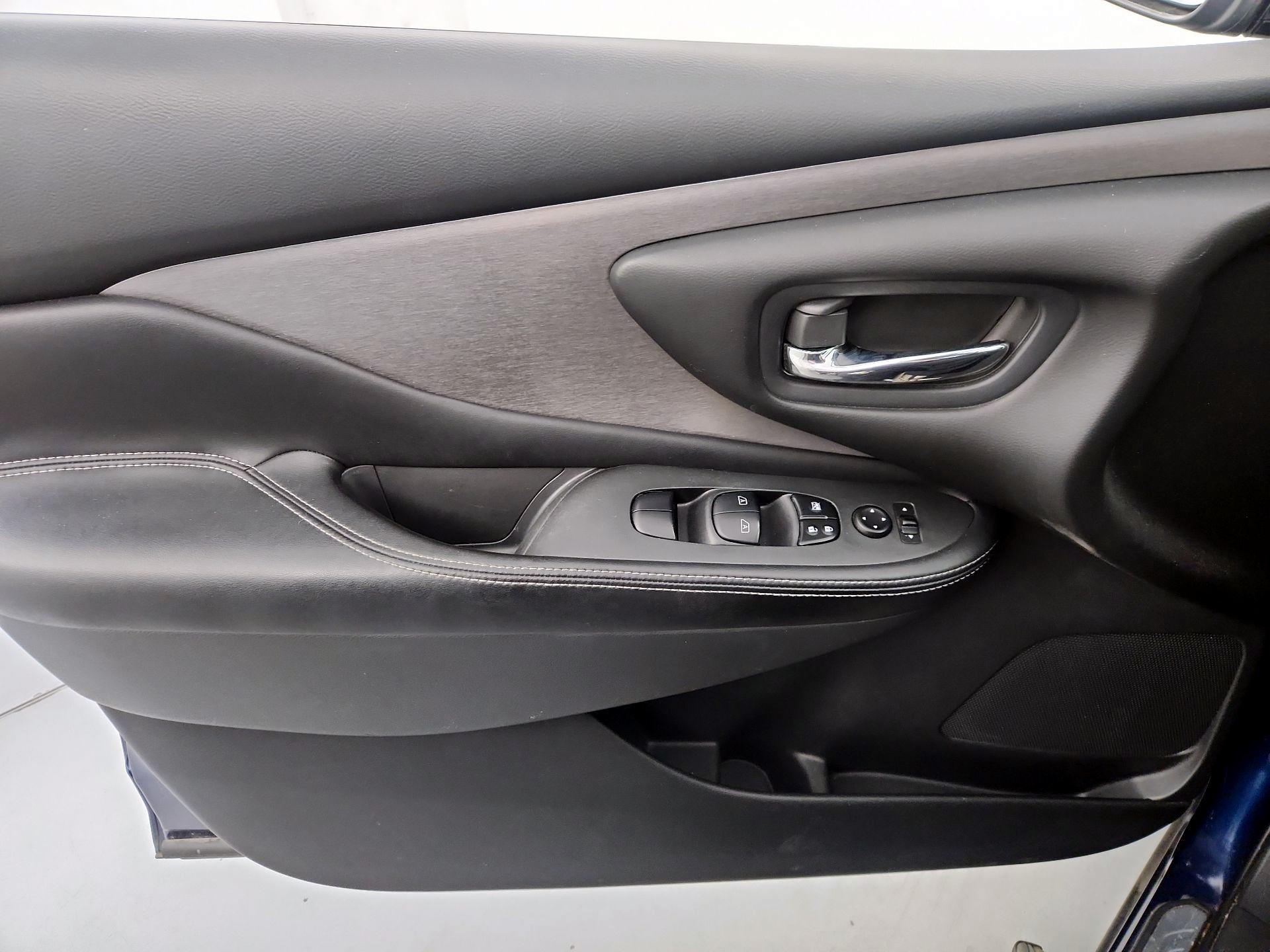 Thumbnail: 2019 Nissan Murano - 12