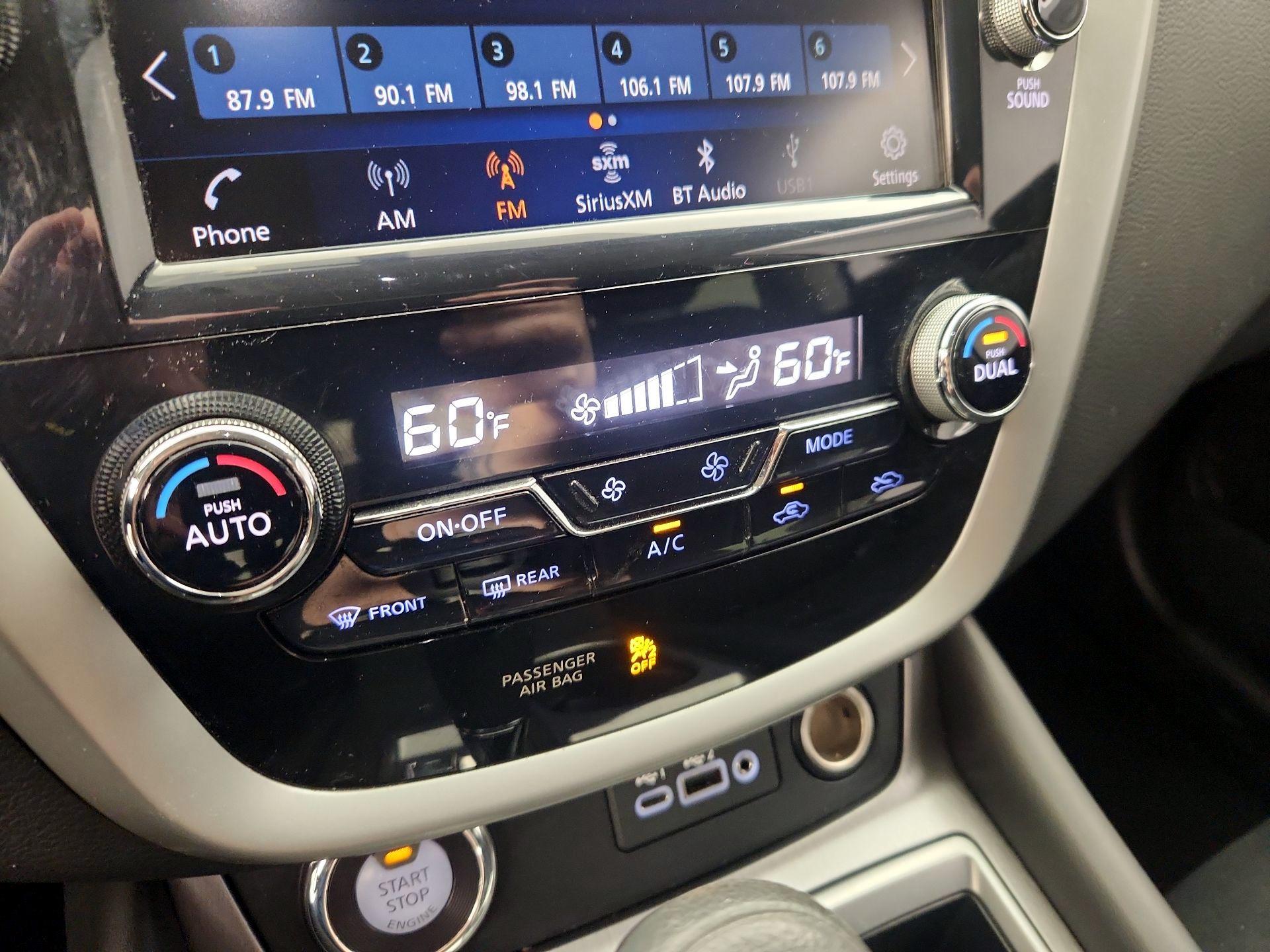 Thumbnail: 2019 Nissan Murano - 16