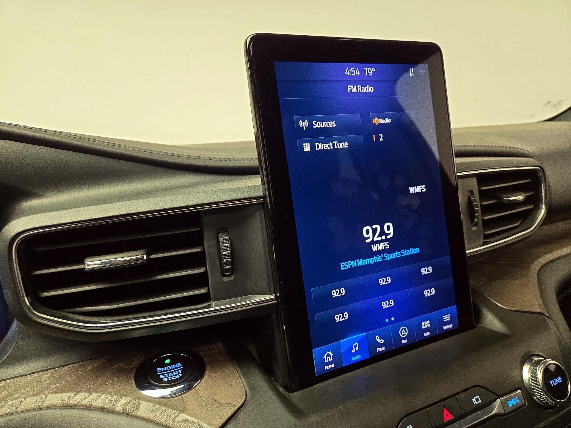 Thumbnail: 2020 Ford Explorer - 16