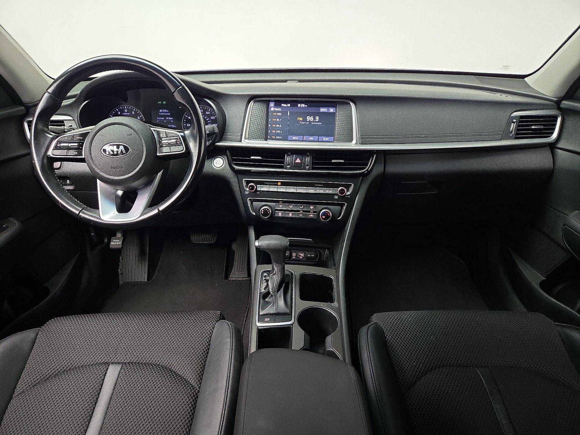Thumbnail: 2020 Kia Optima - 9