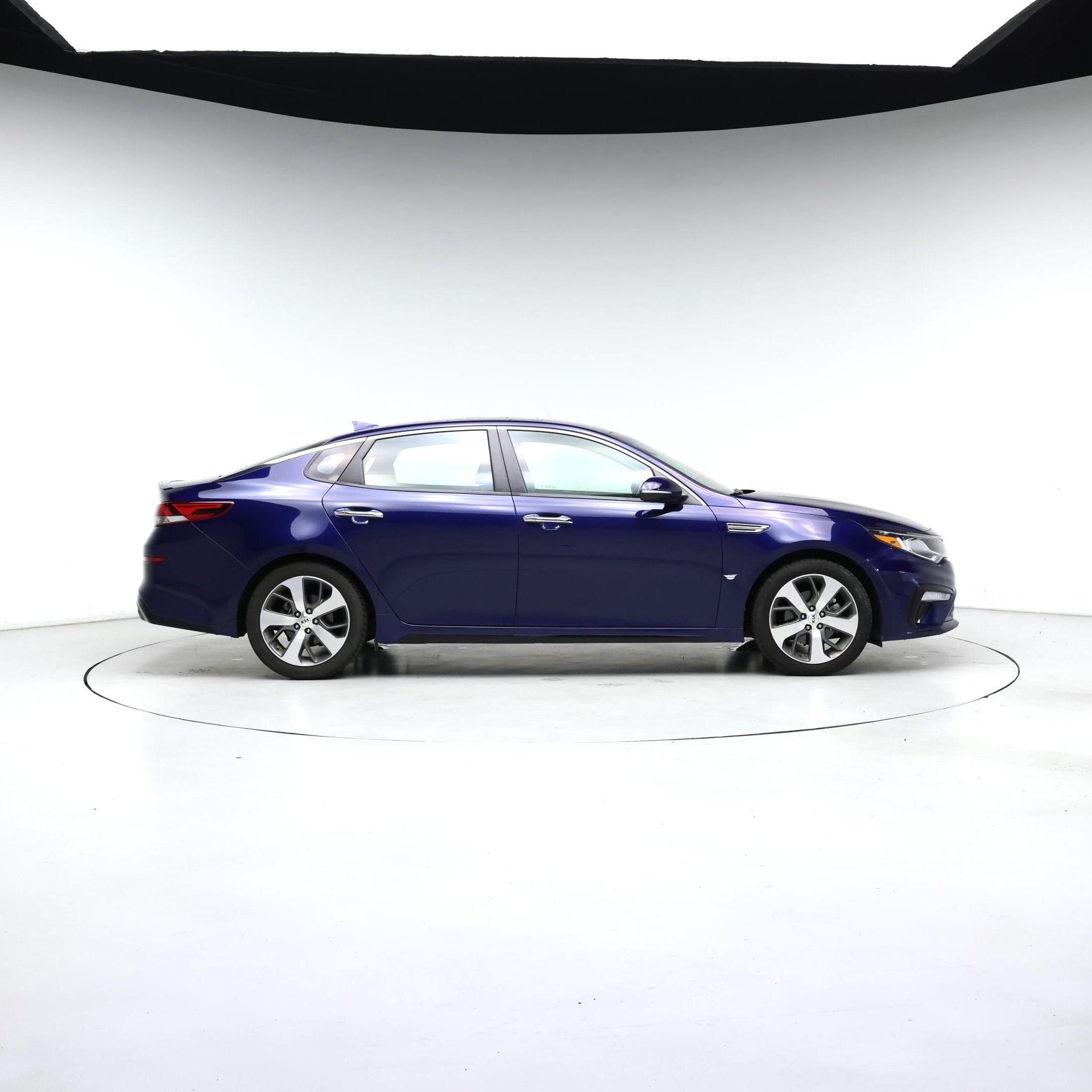 Thumbnail: 2020 Kia Optima - 7