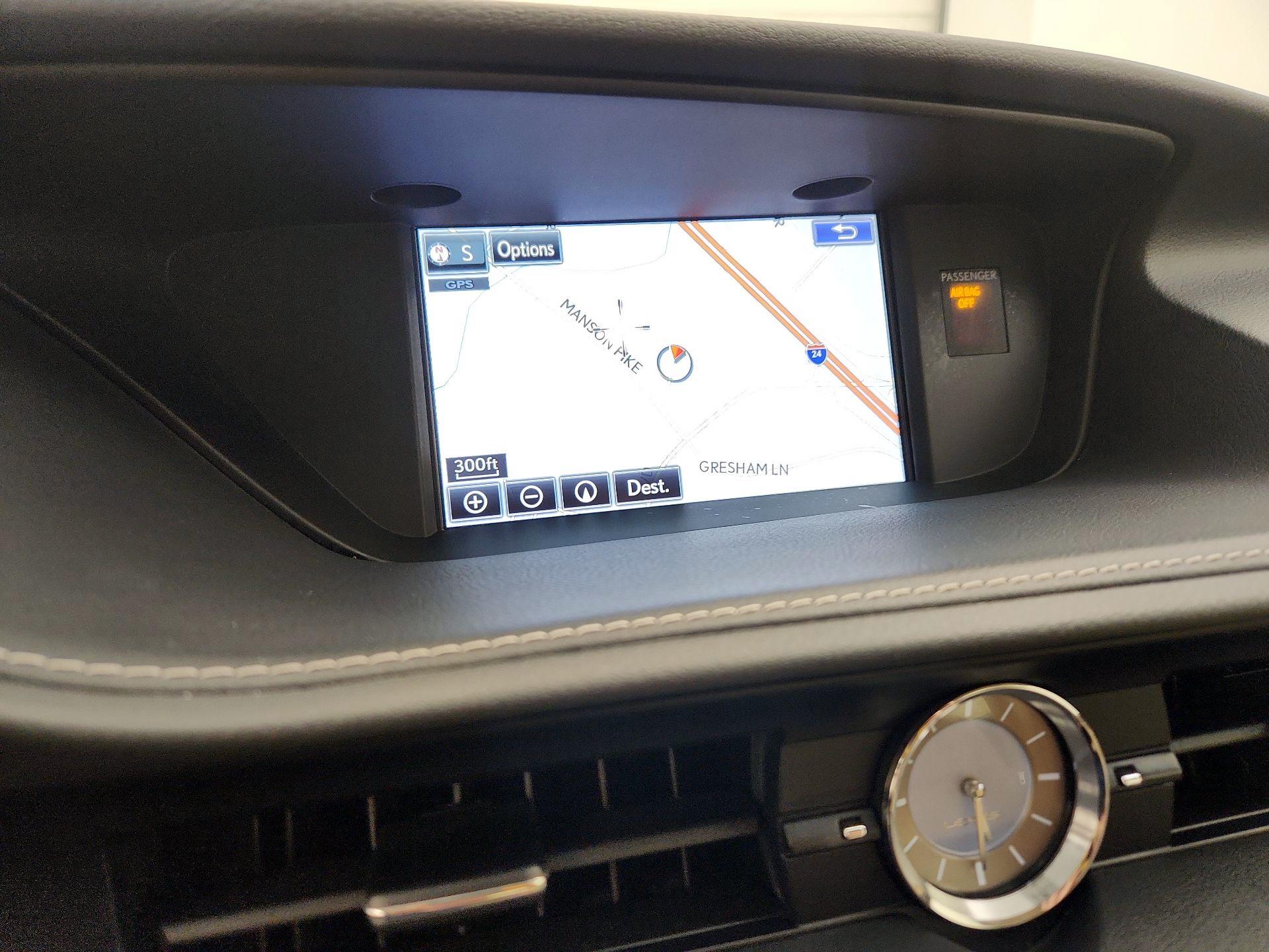 Thumbnail: 2015 Lexus ES - 14