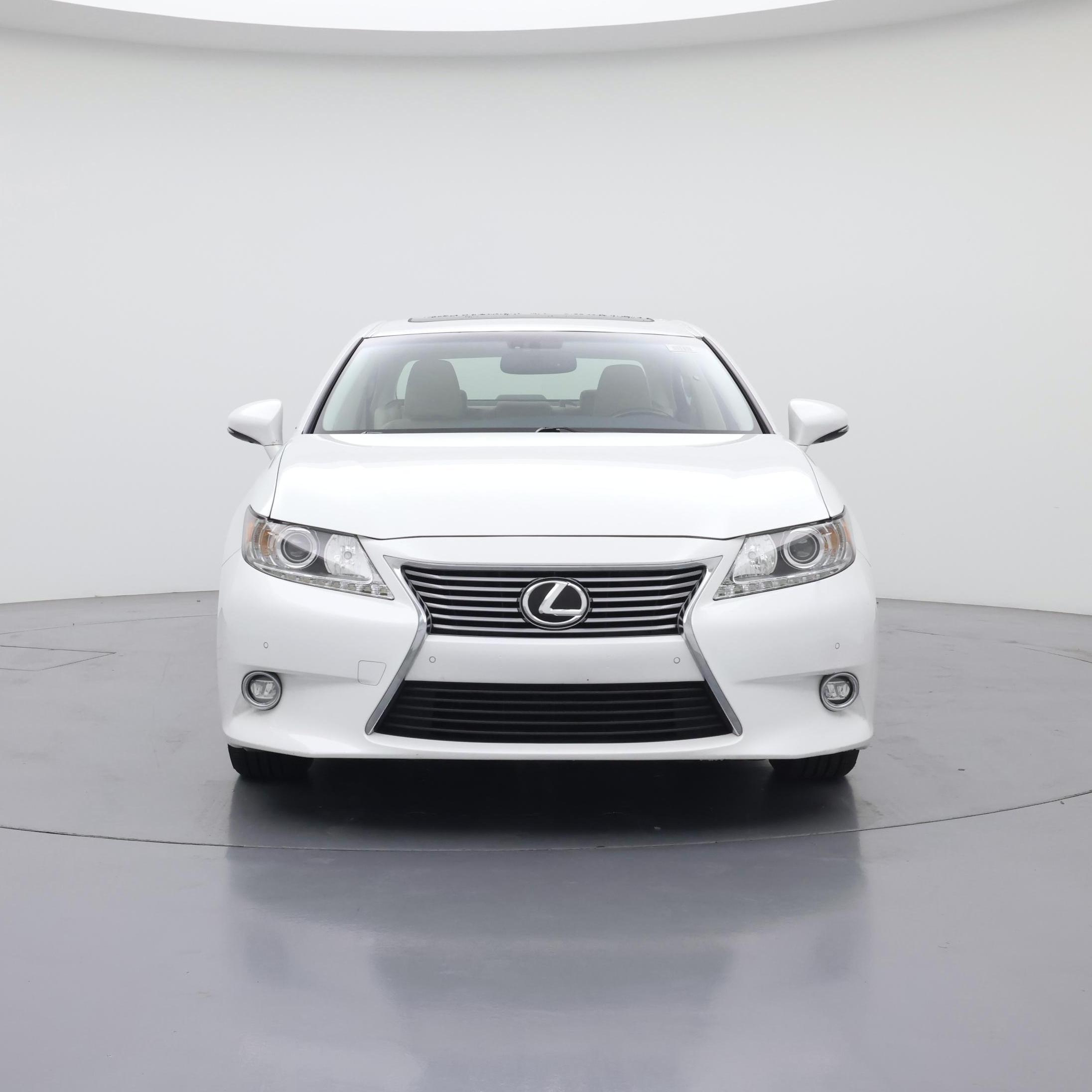 Thumbnail: 2015 Lexus ES - 5
