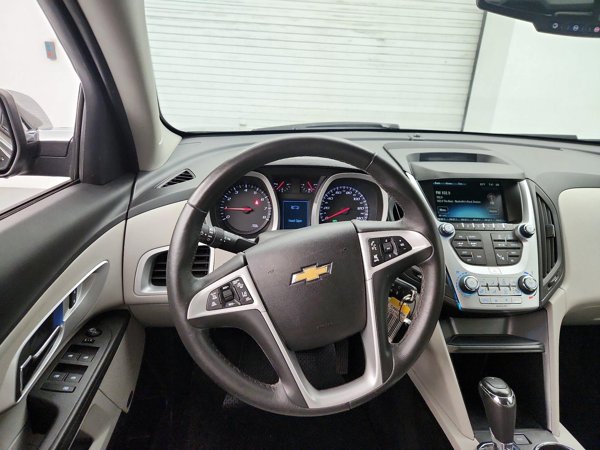 Thumbnail: 2017 Chevrolet Equinox - 10