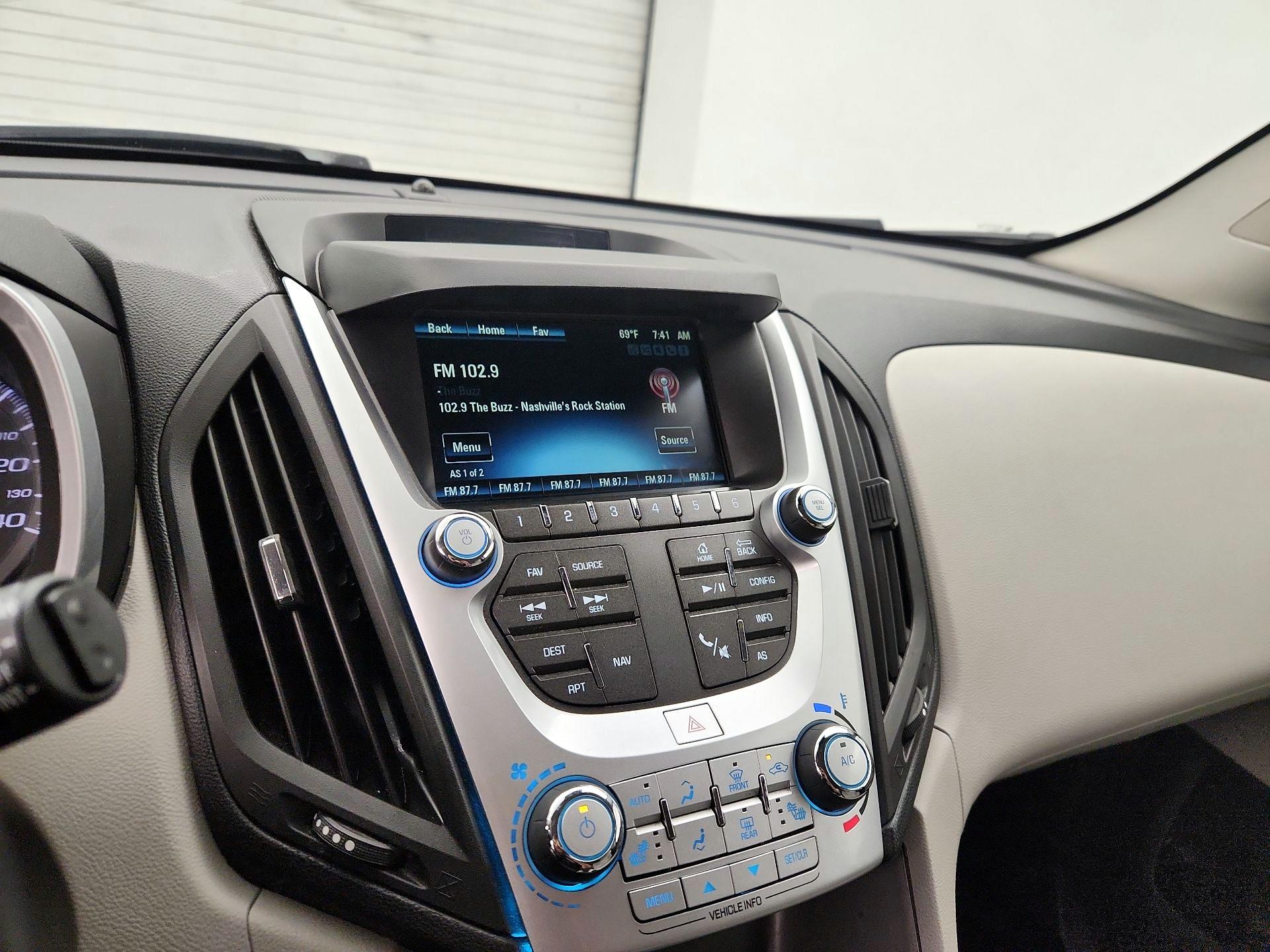 Thumbnail: 2017 Chevrolet Equinox - 14