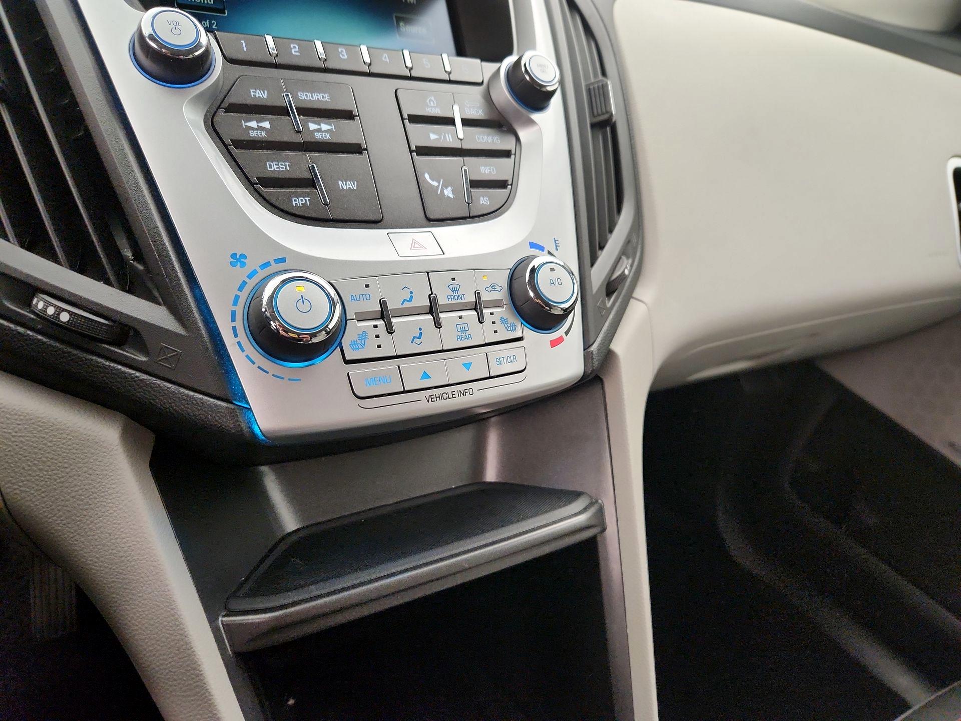 Thumbnail: 2017 Chevrolet Equinox - 15