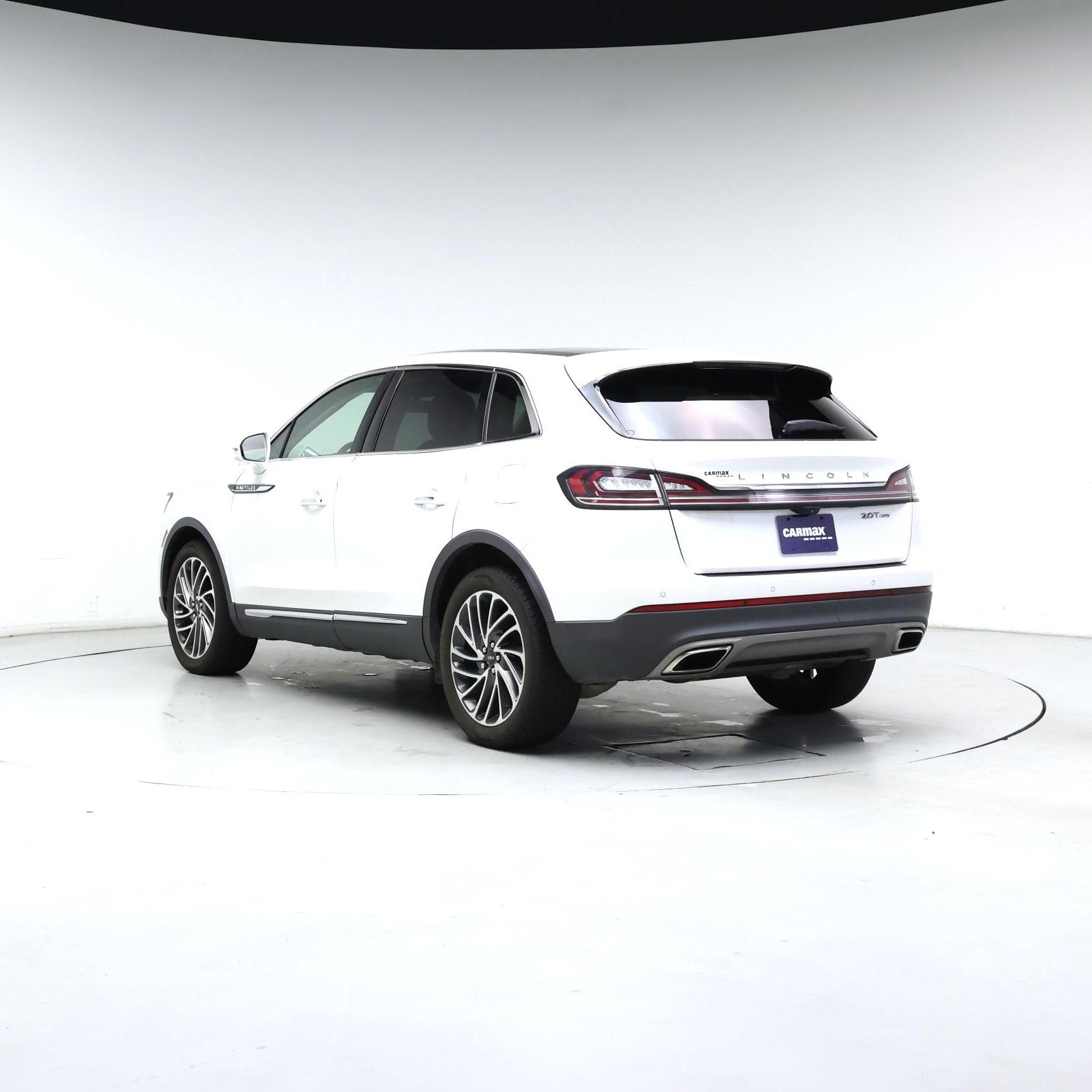 Thumbnail: 2020 Lincoln Nautilus - 2