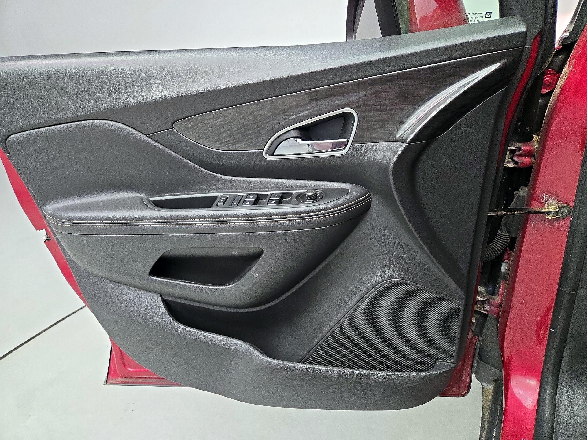 Thumbnail: 2015 Buick Encore - 12