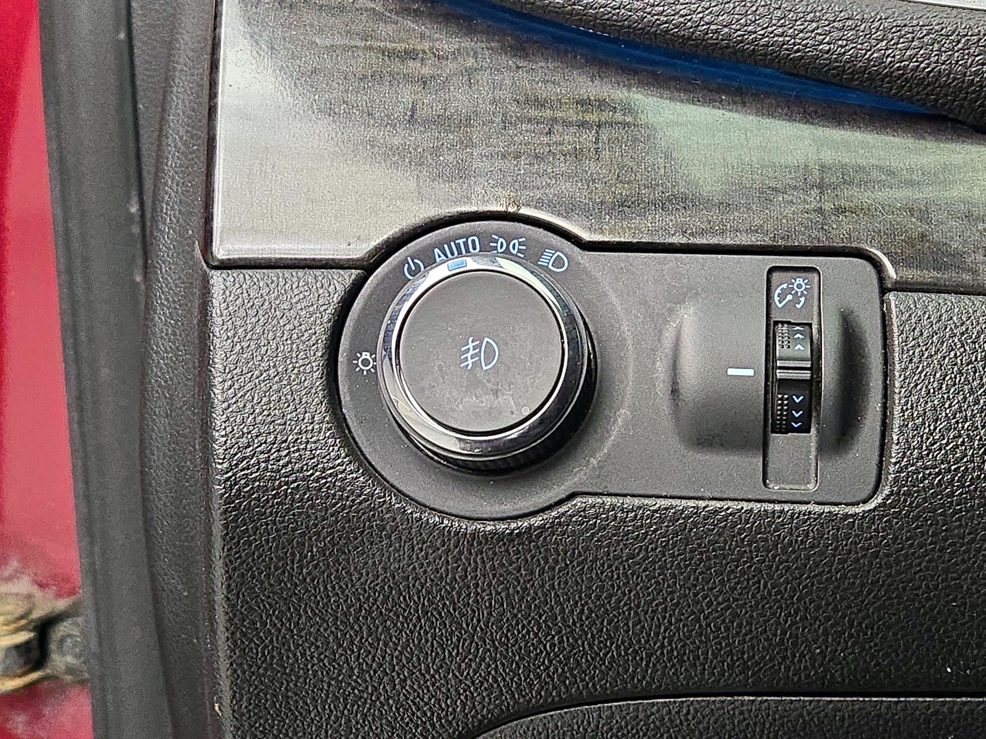 Thumbnail: 2015 Buick Encore - 13