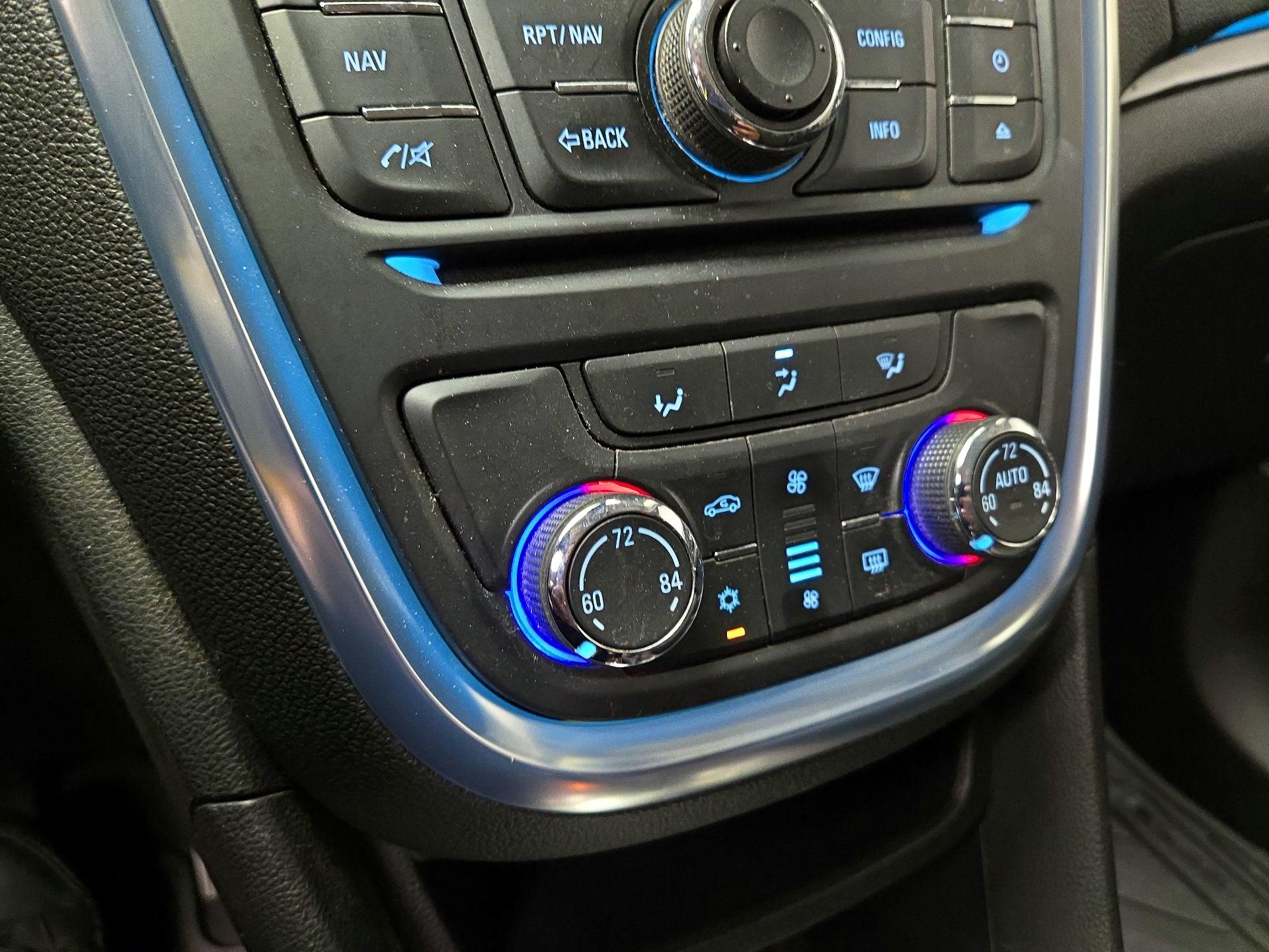 Thumbnail: 2015 Buick Encore - 17