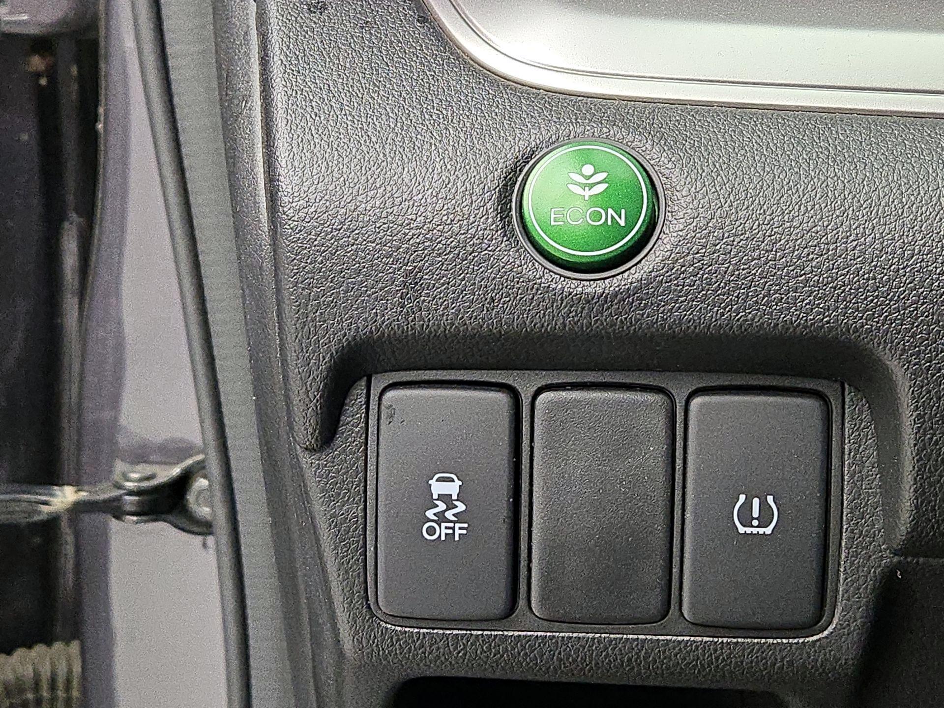 Thumbnail: 2016 Honda CR-V - 13
