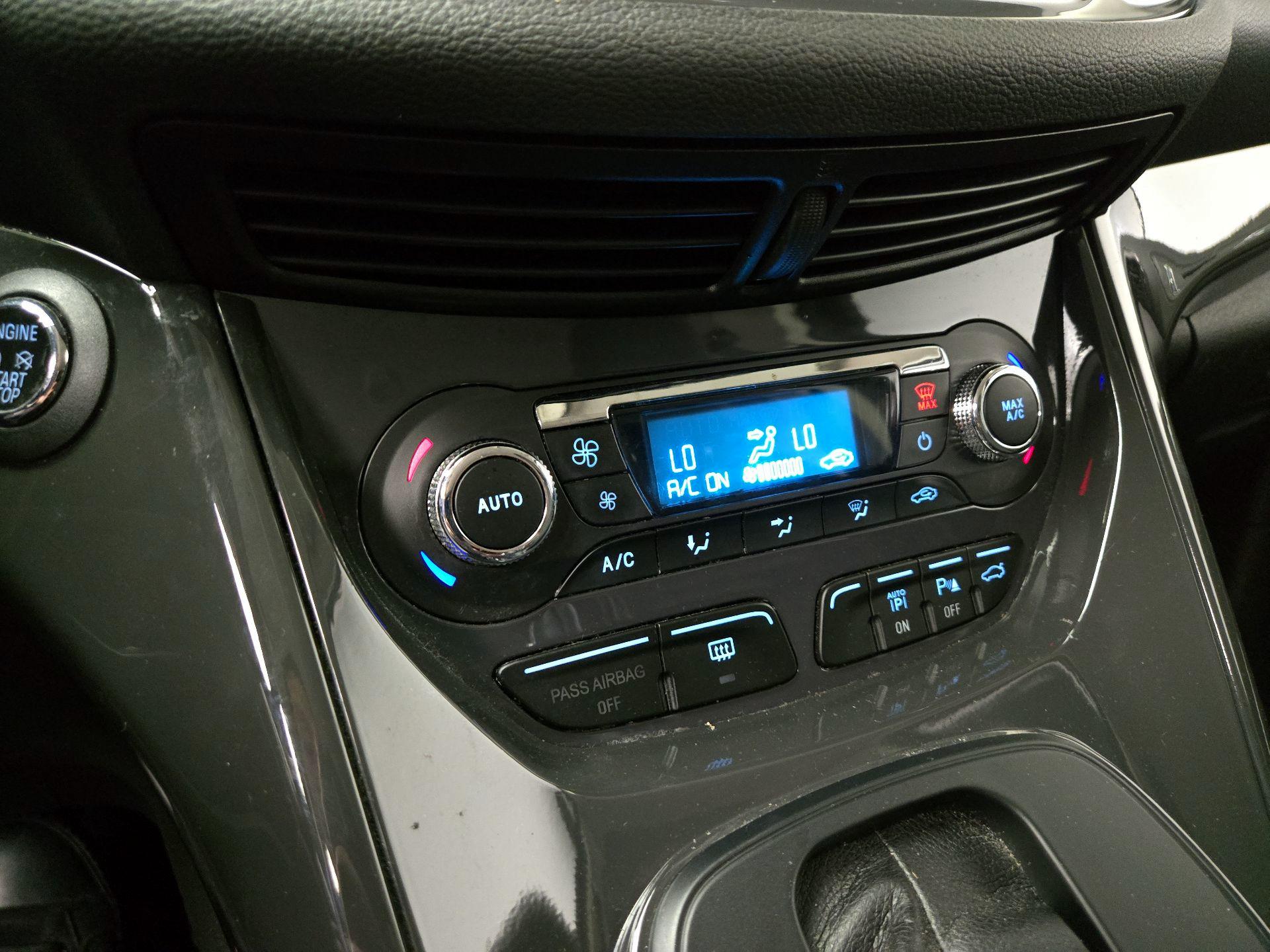 Thumbnail: 2014 Ford Escape - 16