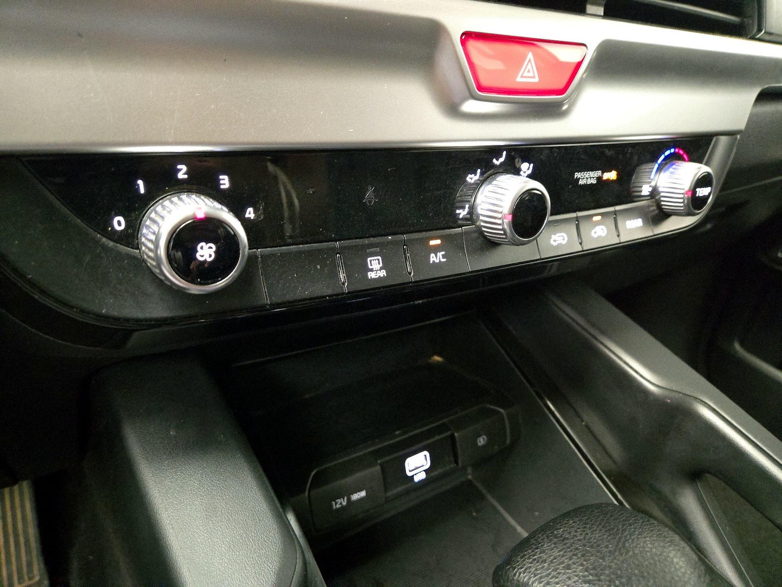 2020 Kia Telluride LX - Photo 17