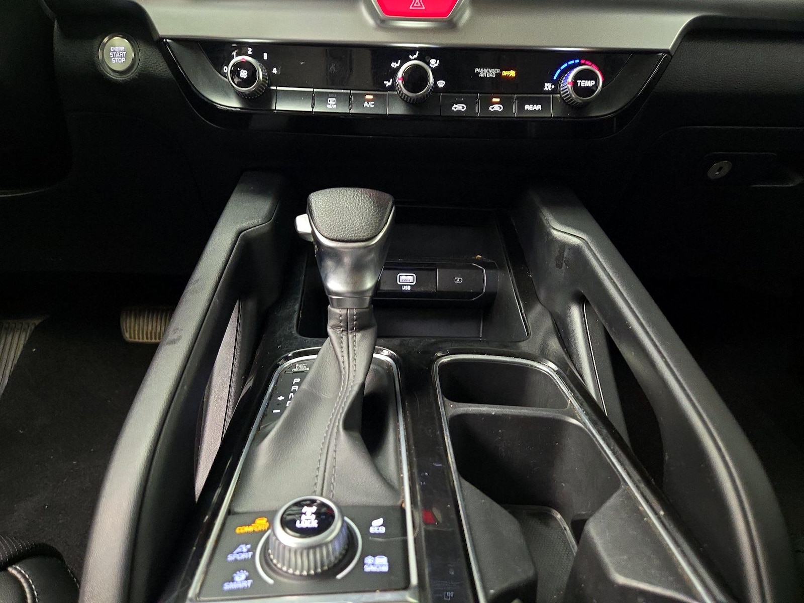 2020 Kia Telluride LX - Photo 18
