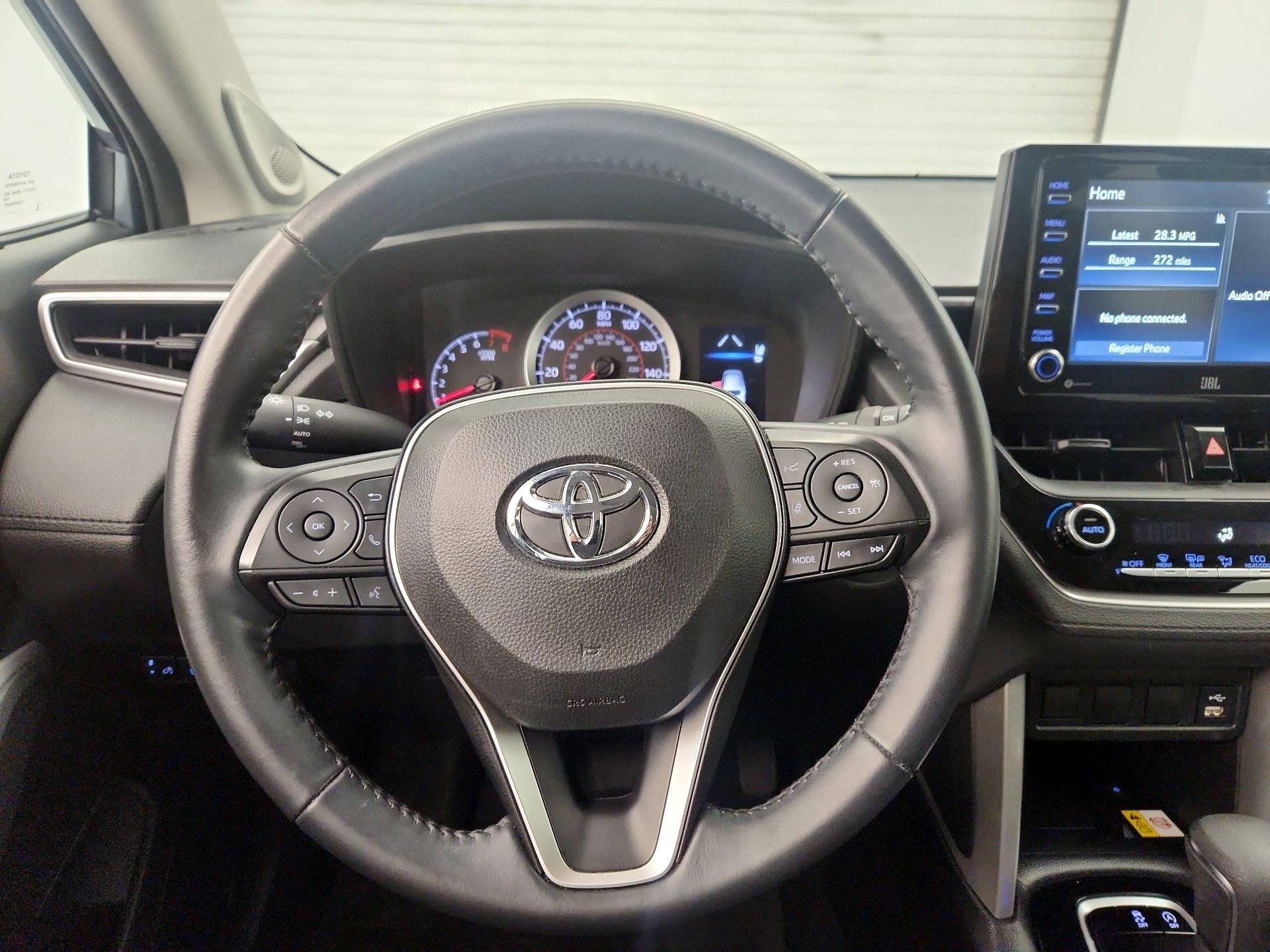 Thumbnail: 2022 Toyota Corolla Cross - 10